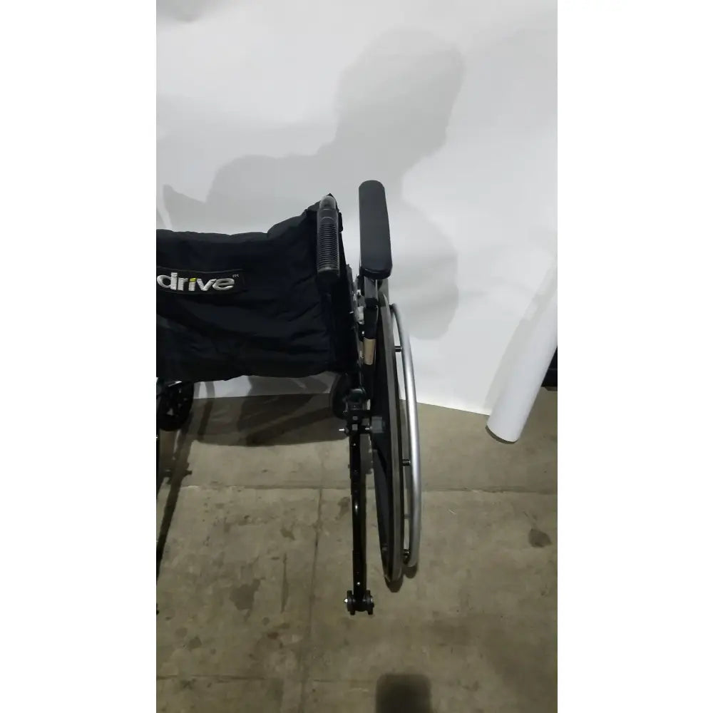 Reuse Medical Equipment Drive Medical Folding Manual Wheelchair - Black Comfort Seat Wheelchairs, second-hand product photo 3