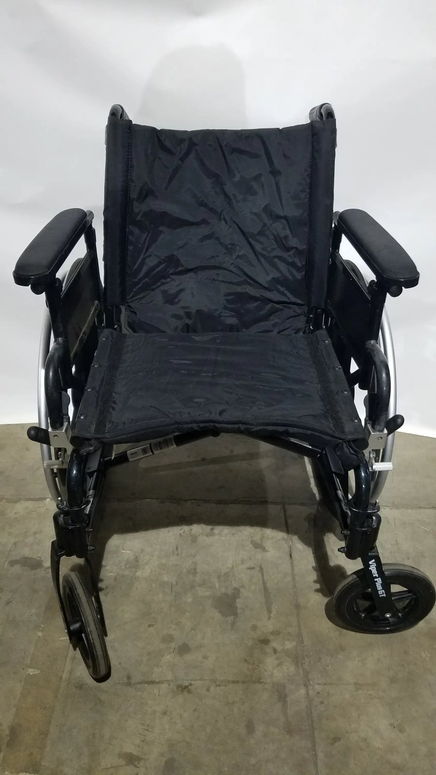 Reuse Medical Equipment Drive Medical Folding Manual Wheelchair - Black Comfort Seat Wheelchairs, second-hand product photo 15