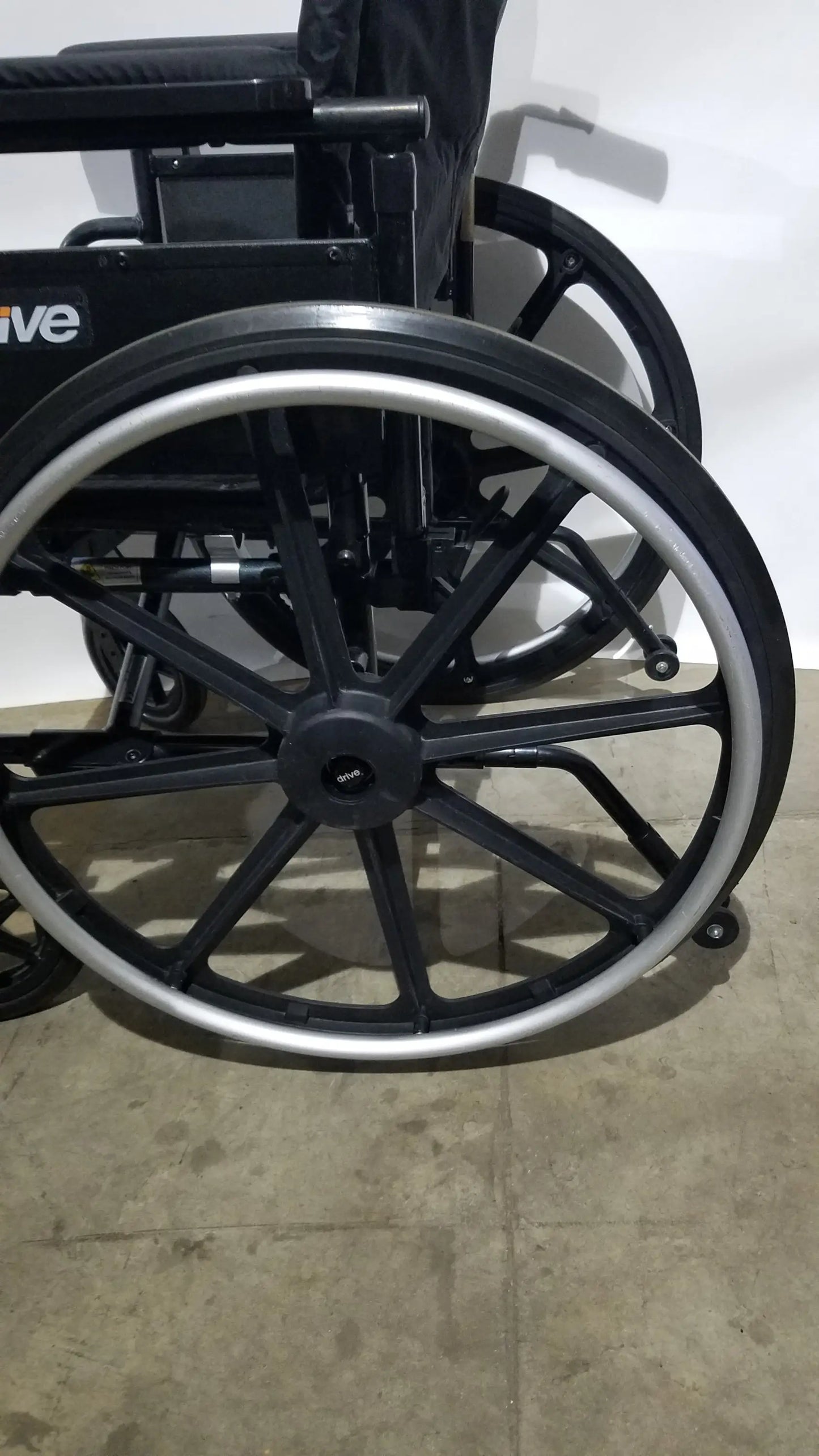 Reuse Medical Equipment Drive Medical Folding Manual Wheelchair - Black Comfort Seat Wheelchairs, second-hand product photo 6