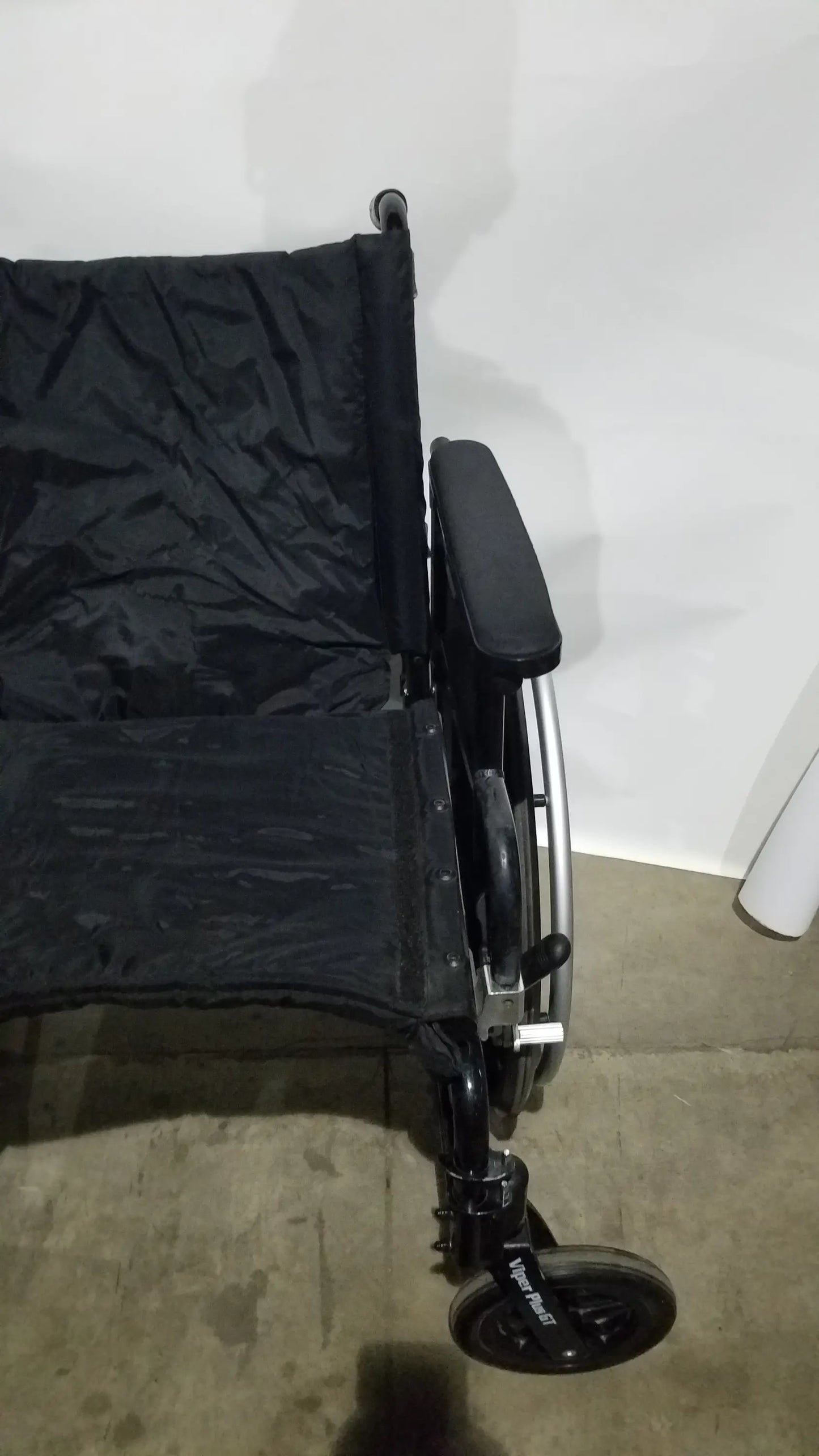 Reuse Medical Equipment Drive Medical Folding Manual Wheelchair - Black Comfort Seat Wheelchairs, second-hand product photo 12