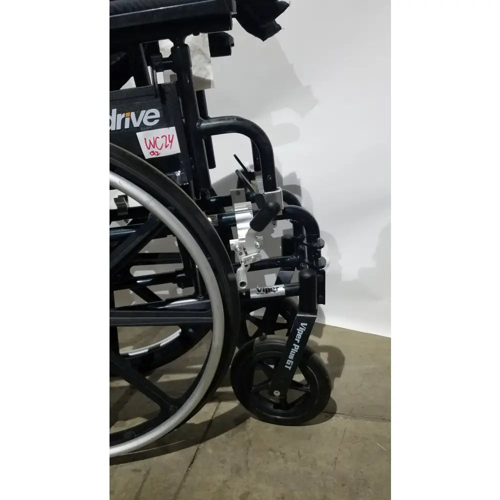 Reuse Medical Equipment Drive Medical Folding Manual Wheelchair - Black Comfort Seat Wheelchairs, second-hand product photo 19