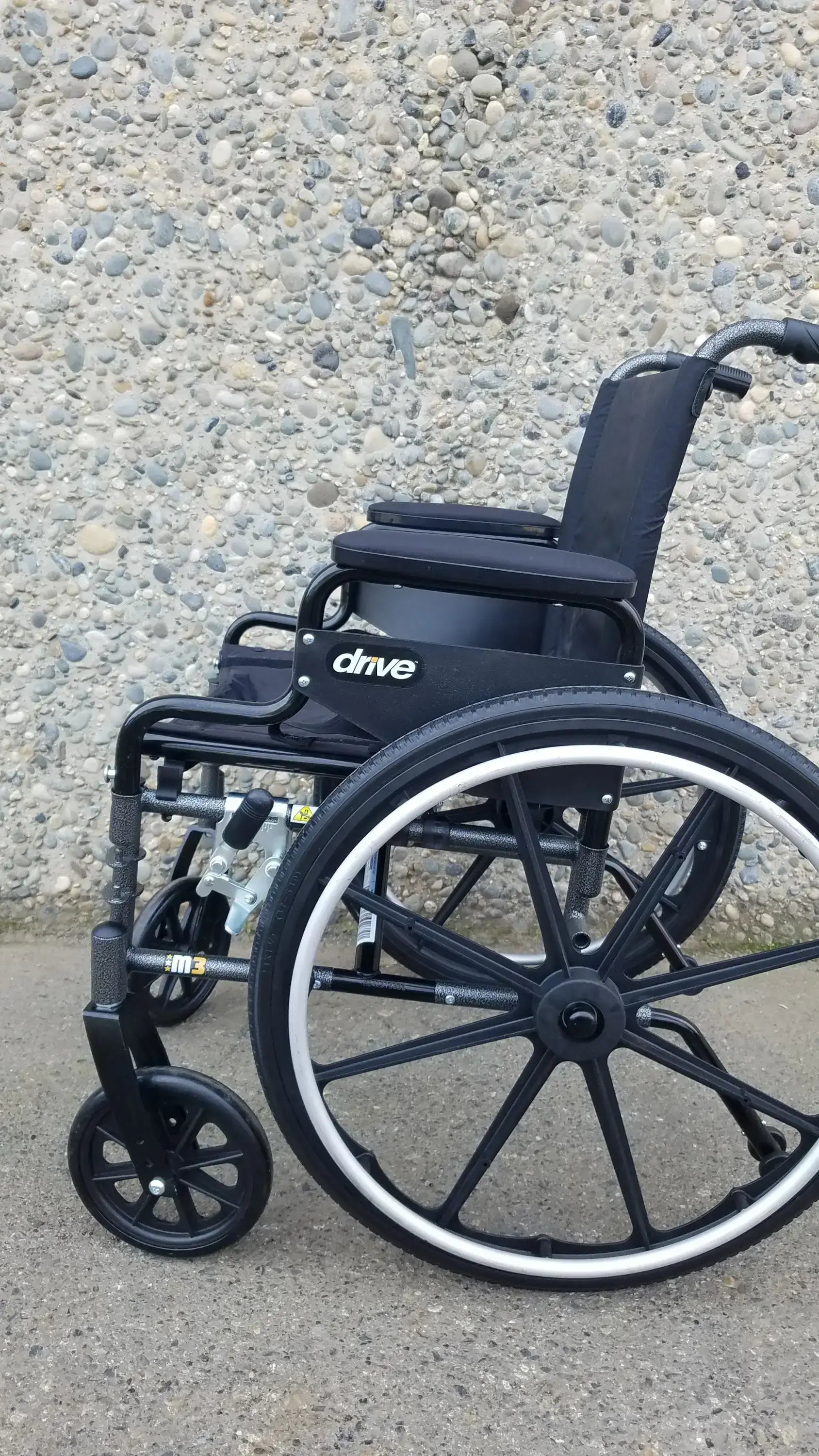 Reuse Medical Equipment Drive Medical M3 Folding Manual Wheelchair Wheelchairs, second-hand product photo 5