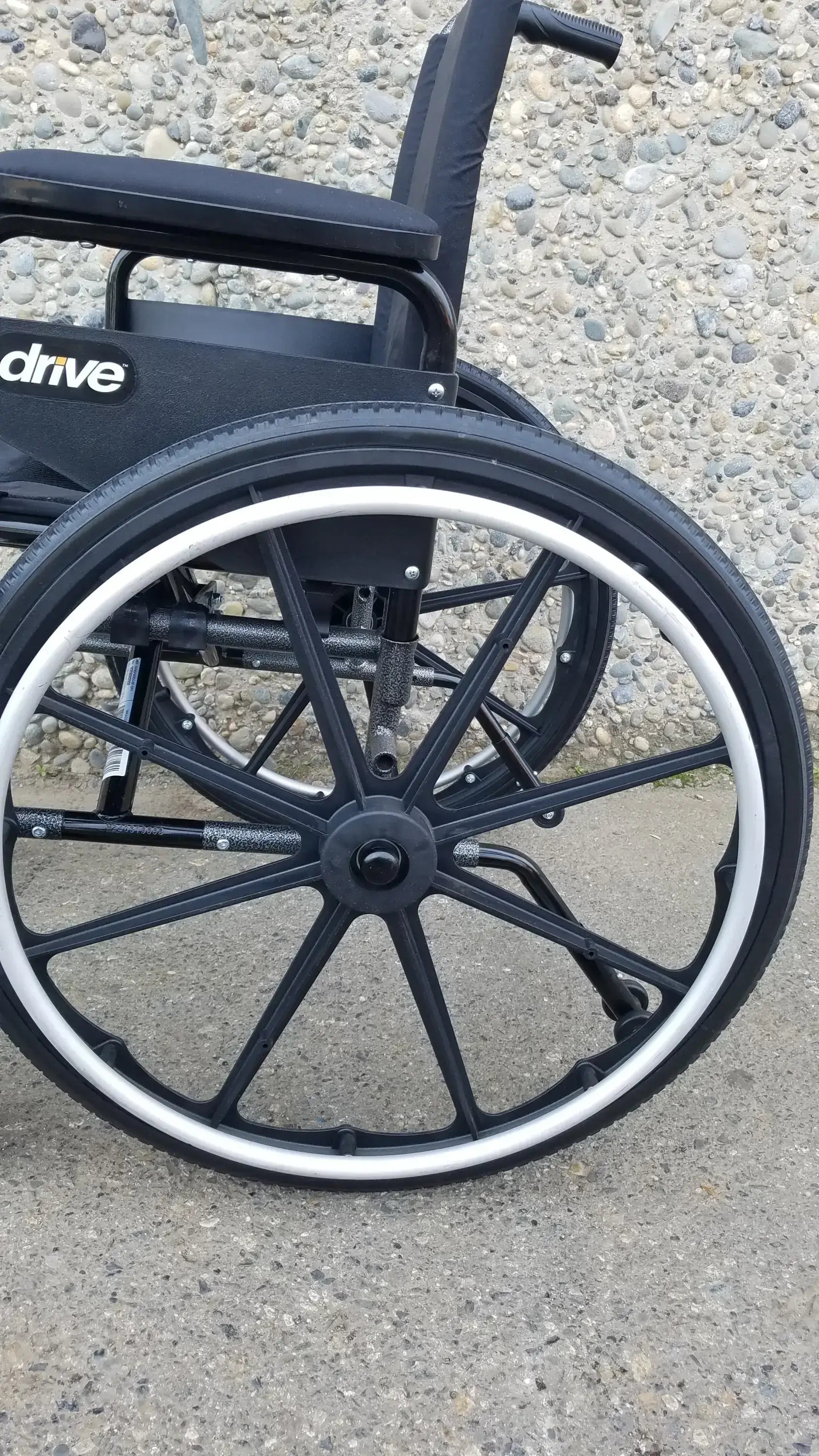 Reuse Medical Equipment Drive Medical M3 Folding Manual Wheelchair Wheelchairs, second-hand product photo 6