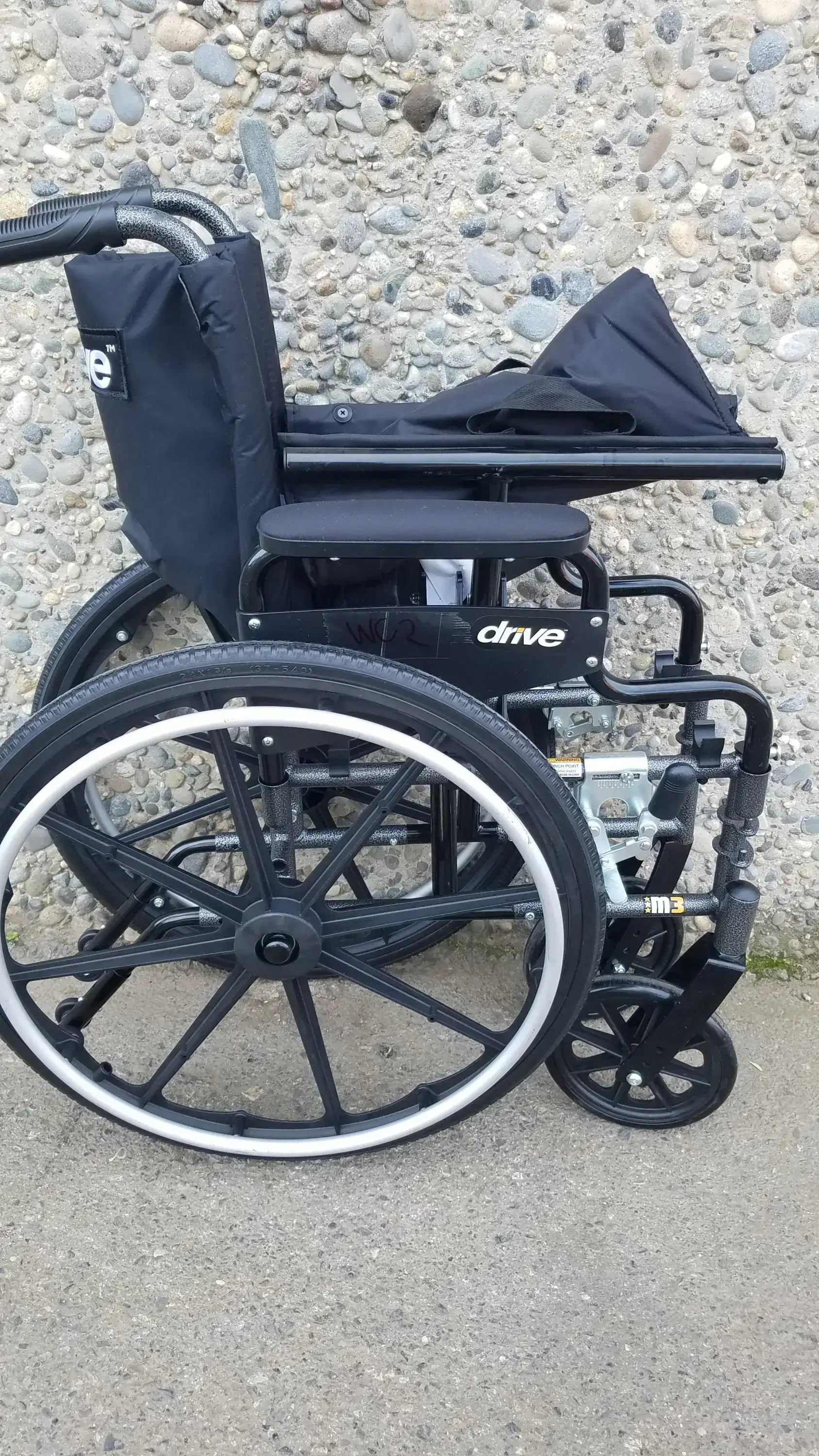 Reuse Medical Equipment Drive Medical M3 Folding Manual Wheelchair Wheelchairs, second-hand product photo 18