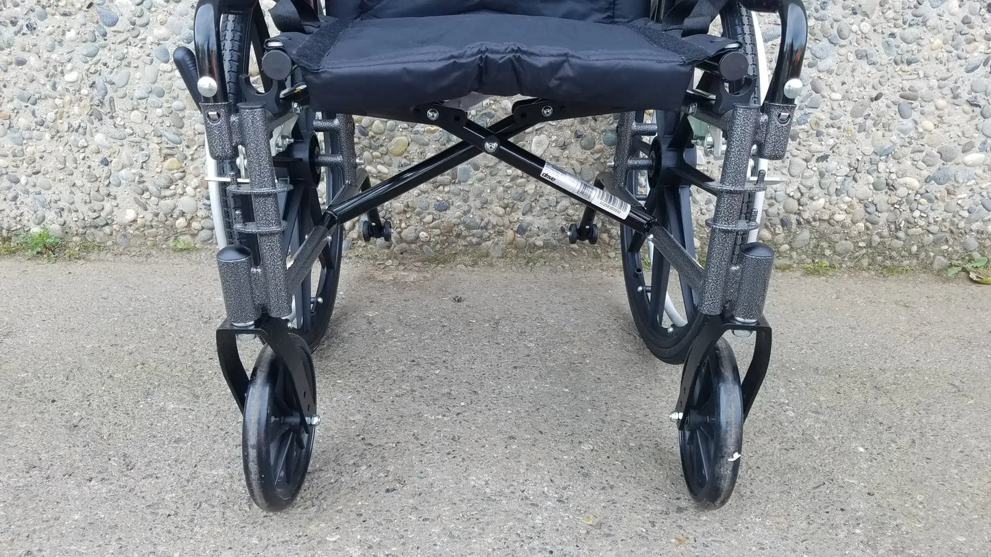 Reuse Medical Equipment Drive Medical M3 Folding Manual Wheelchair Wheelchairs, second-hand product photo 7