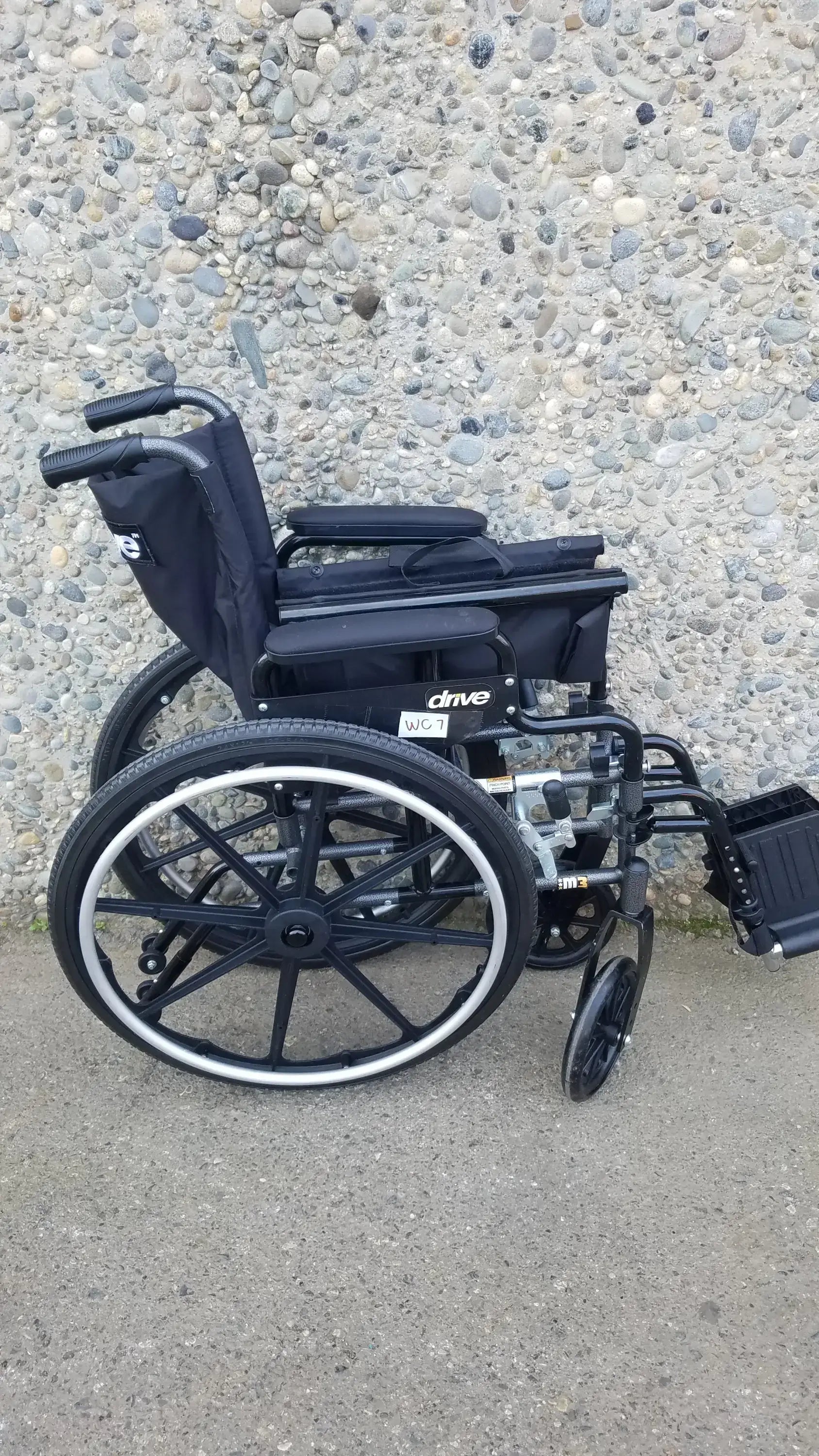 Reuse Medical Equipment Drive Medical M3 Sport Foldable Wheelchair – Manual, Lightweight Design Wheelchairs, second-hand product photo 1