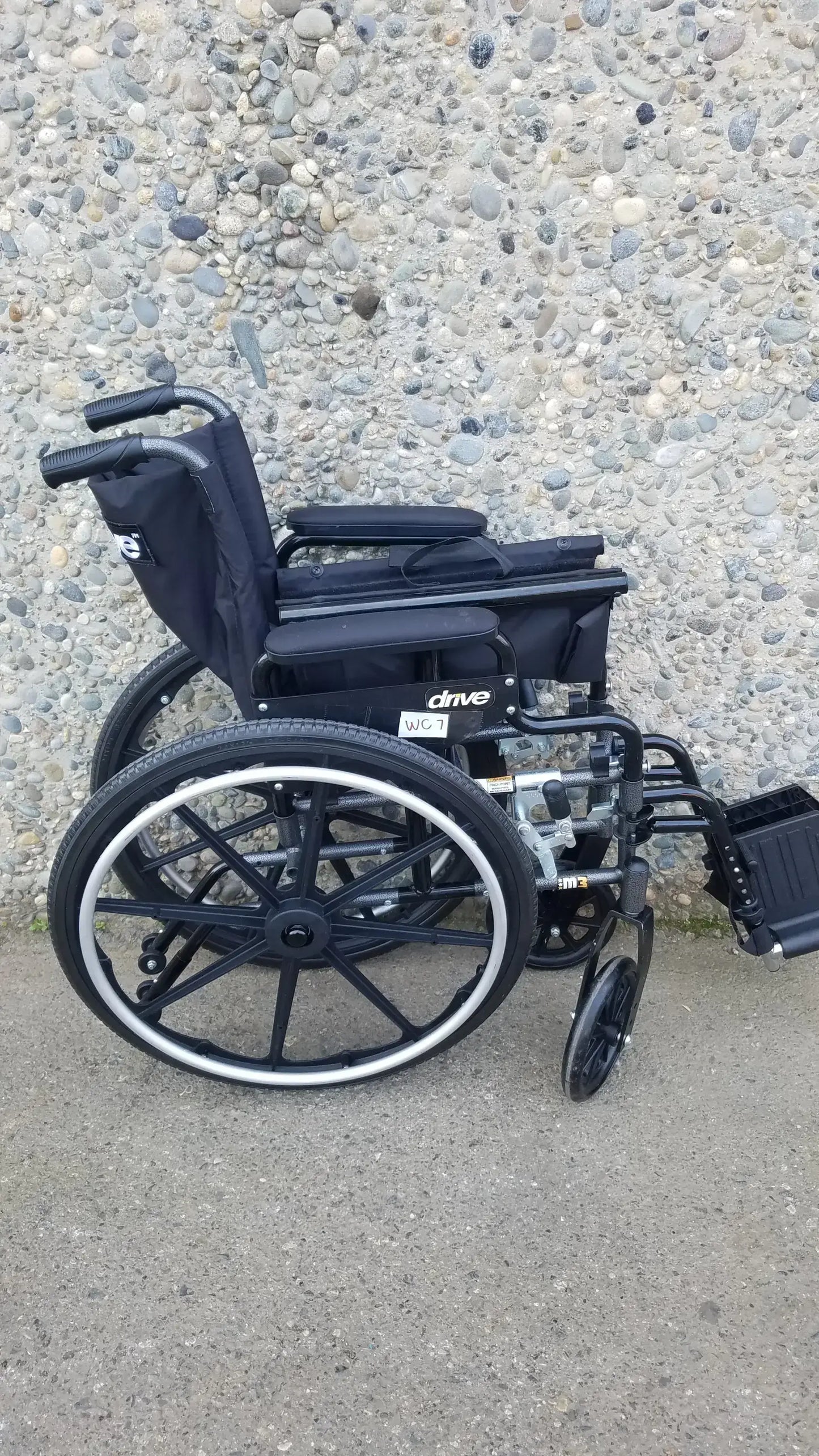 Reuse Medical Equipment Drive Medical M3 Sport Foldable Wheelchair – Manual, Lightweight Design Wheelchairs, second-hand product photo 1