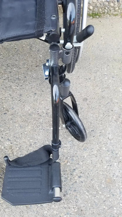 Reuse Medical Equipment Drive Medical M3 Sport Foldable Wheelchair – Manual, Lightweight Design Wheelchairs, second-hand product photo 6
