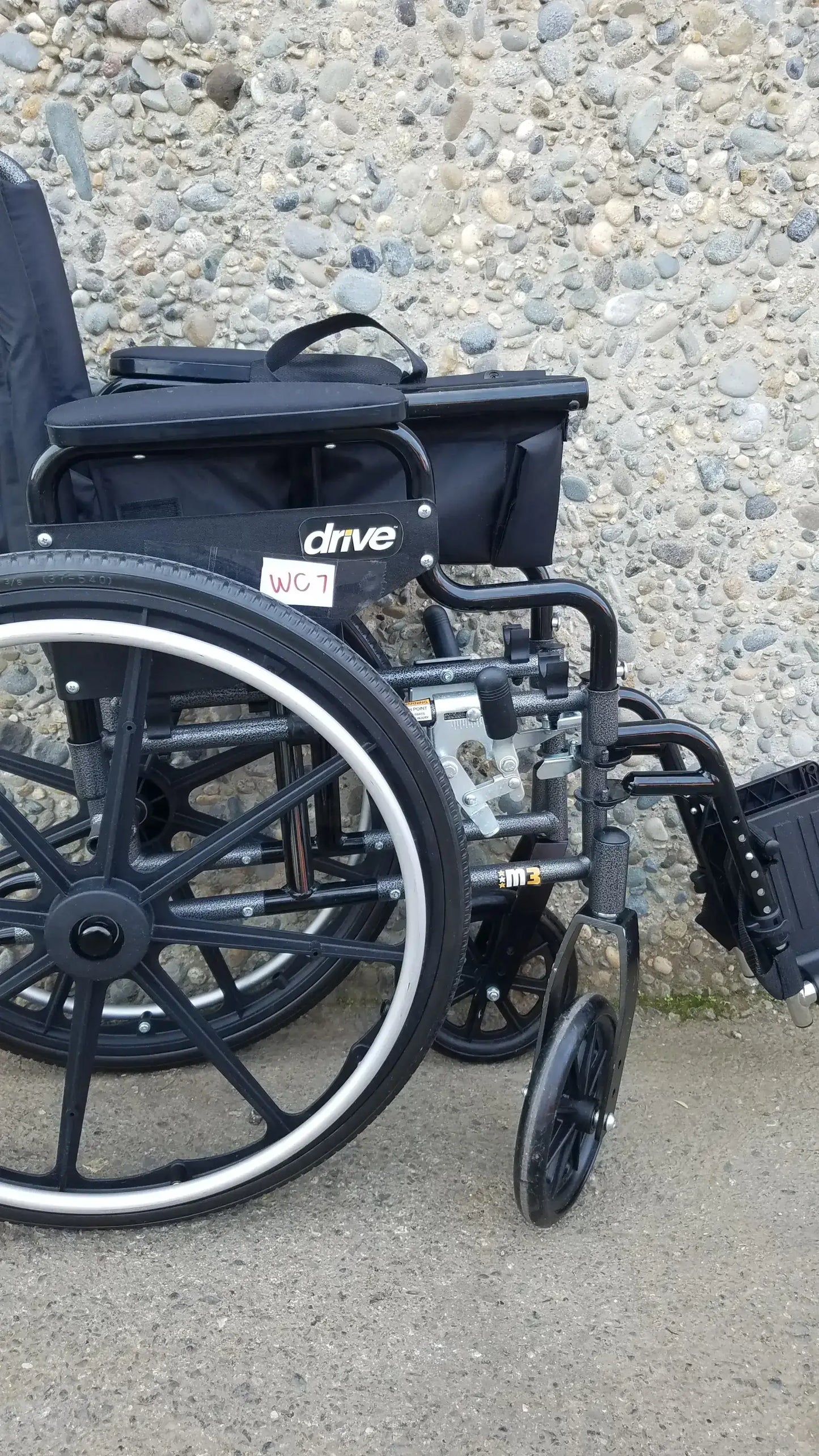 Reuse Medical Equipment Drive Medical M3 Sport Foldable Wheelchair – Manual, Lightweight Design Wheelchairs, second-hand product photo 3