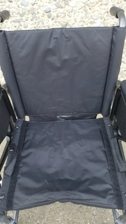 Reuse Medical Equipment Drive Medical M3 Sport Manual Folding Wheelchair Wheelchairs, second-hand product photo 4