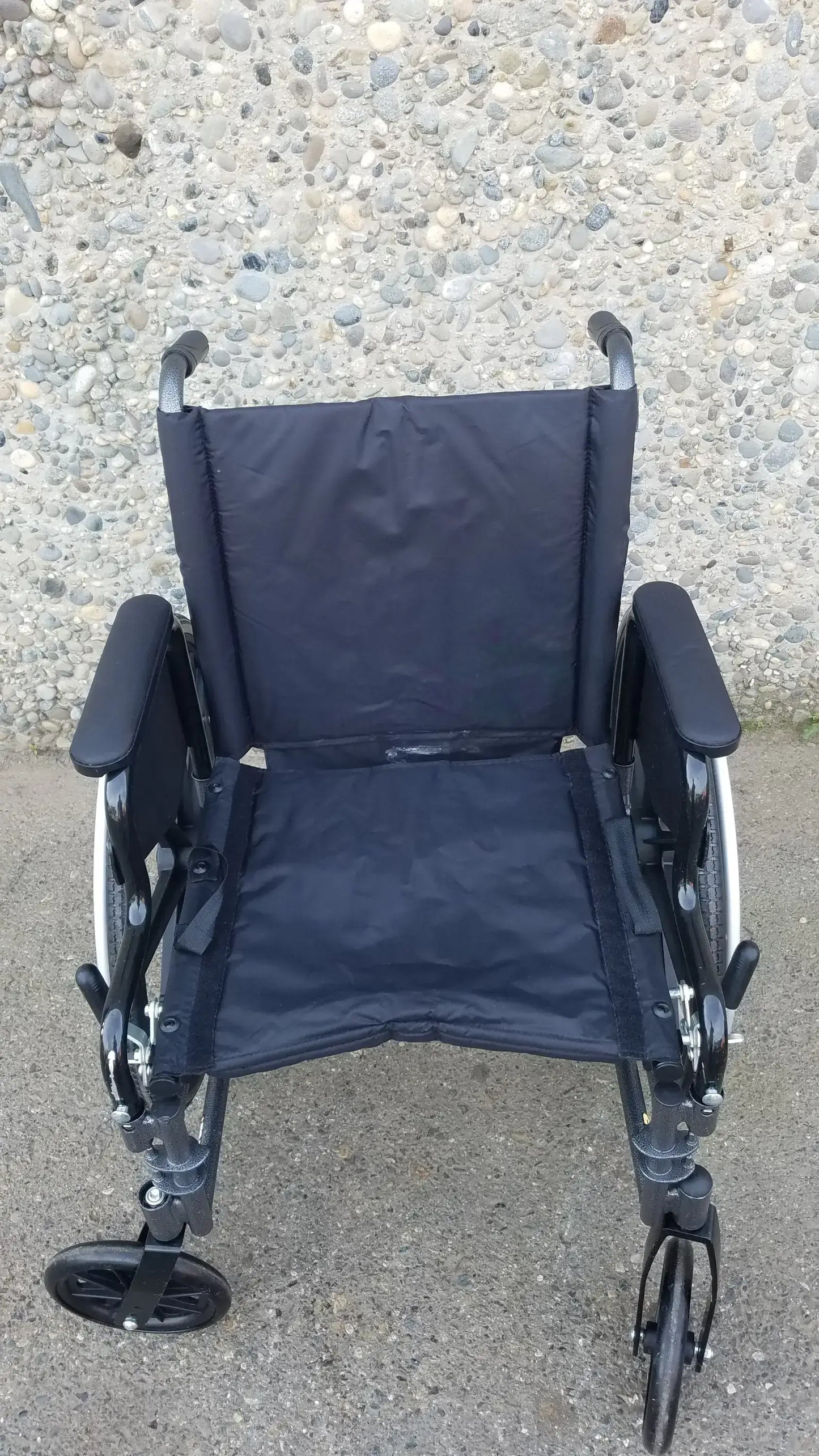 Reuse Medical Equipment Drive Medical M3 Sport Manual Folding Wheelchair Wheelchairs, second-hand product photo 5
