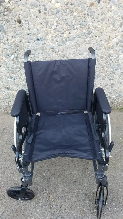 Reuse Medical Equipment Drive Medical M3 Sport Manual Folding Wheelchair Wheelchairs, second-hand product photo 5