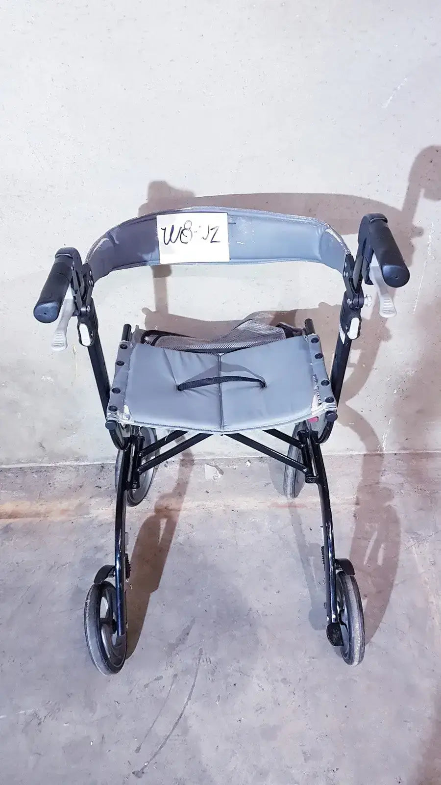 Drive Medical Nitro Aluminum Rollator Walker 10" Casters, Black & White Rollator Walker, second-hand product photo 15