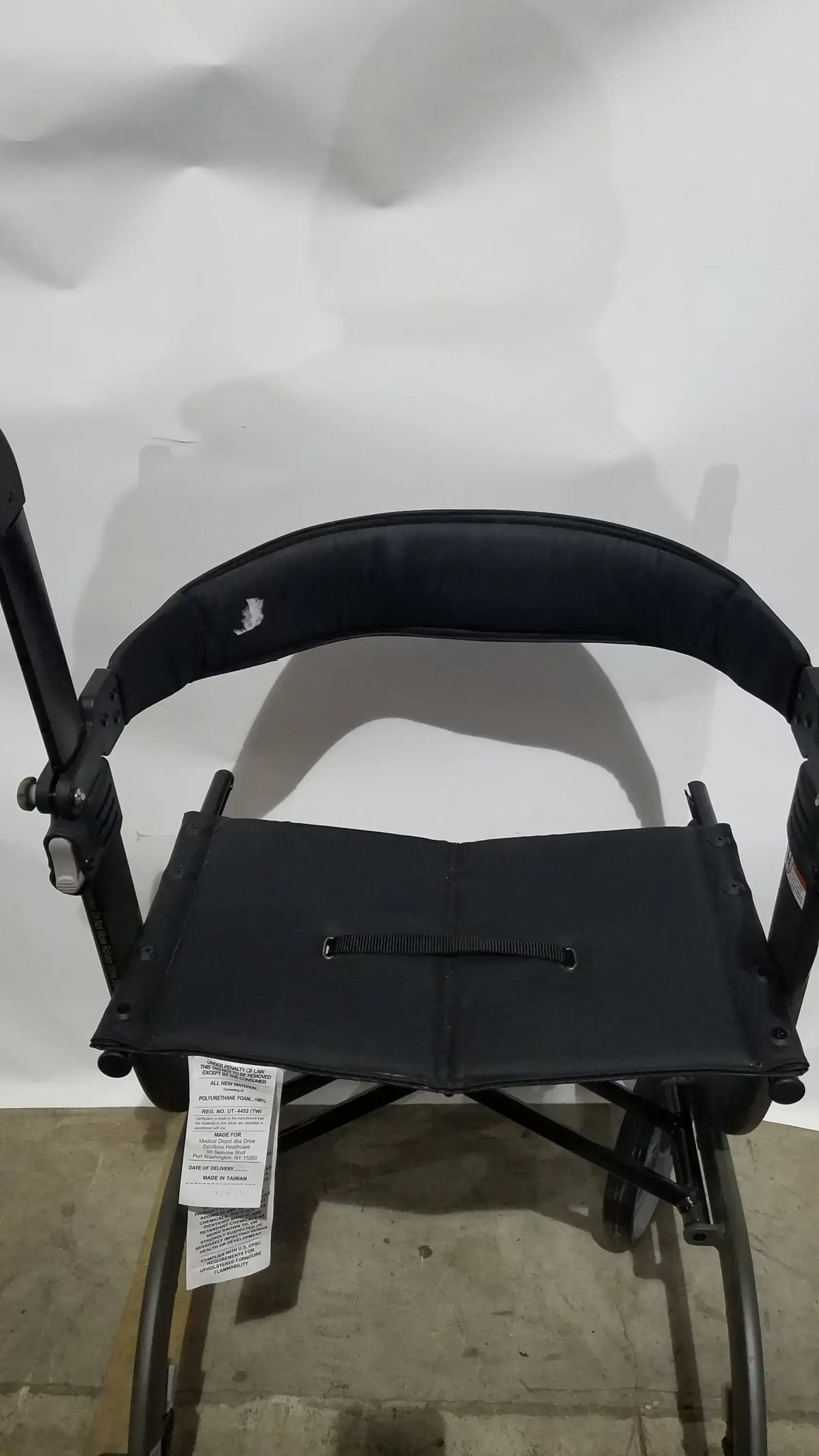 Reuse Medical Equipment Drive Medical Nitro Folding Rollator Walker - Black Frame with Padded Seat Walkers, second-hand product photo 14
