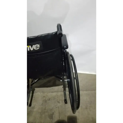 Reuse Medical Equipment Drive Medical Silver Sport 2 Folding Wheelchair Lightweight Black Cushion Seat Wheelchairs, second-hand product photo 20