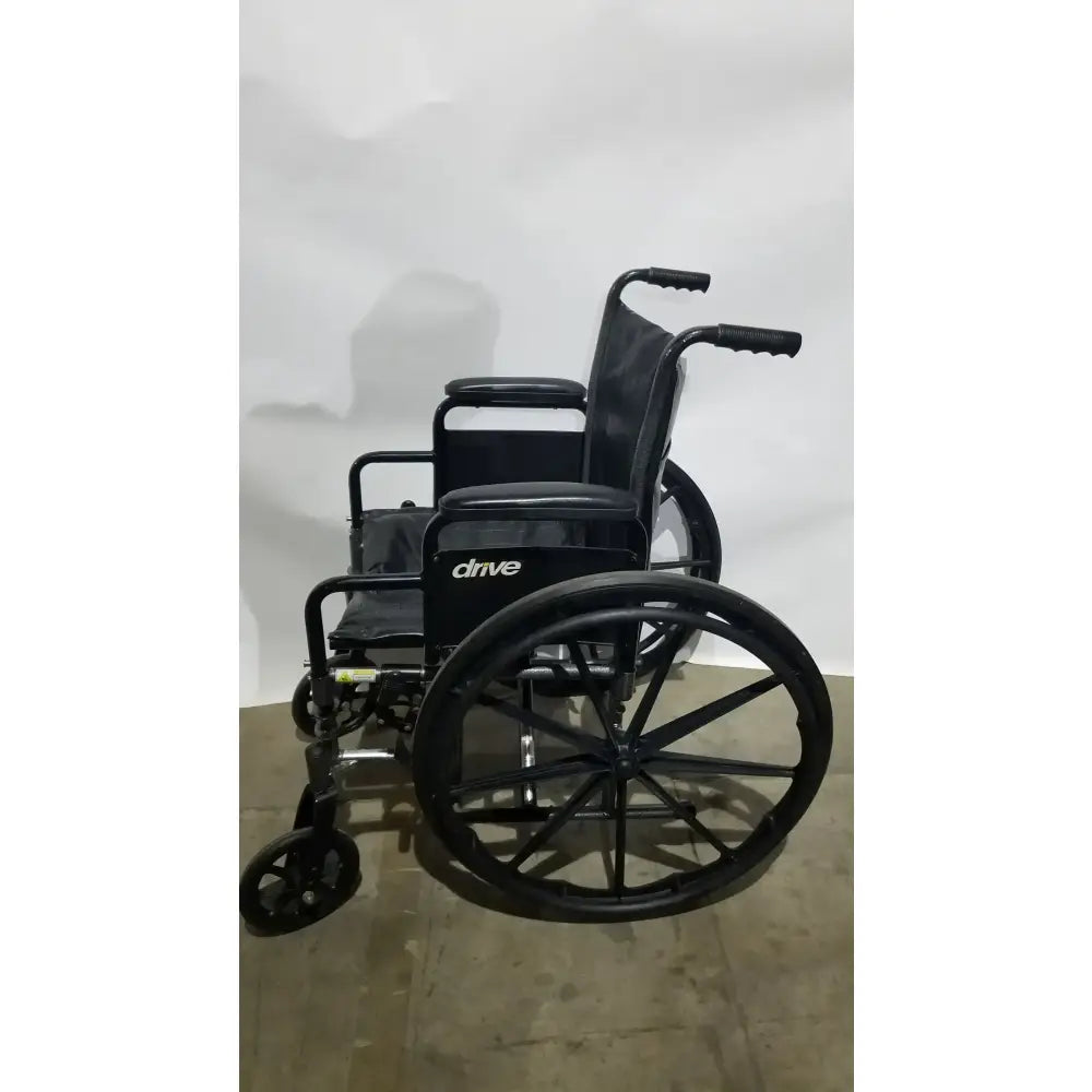 Reuse Medical Equipment Drive Medical Silver Sport 2 Folding Wheelchair Lightweight Black Cushion Seat Wheelchairs, second-hand product photo 13