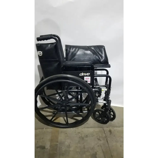 Reuse Medical Equipment Drive Medical Silver Sport 2 Folding Wheelchair Lightweight Black Cushion Seat Wheelchairs, second-hand product photo 1