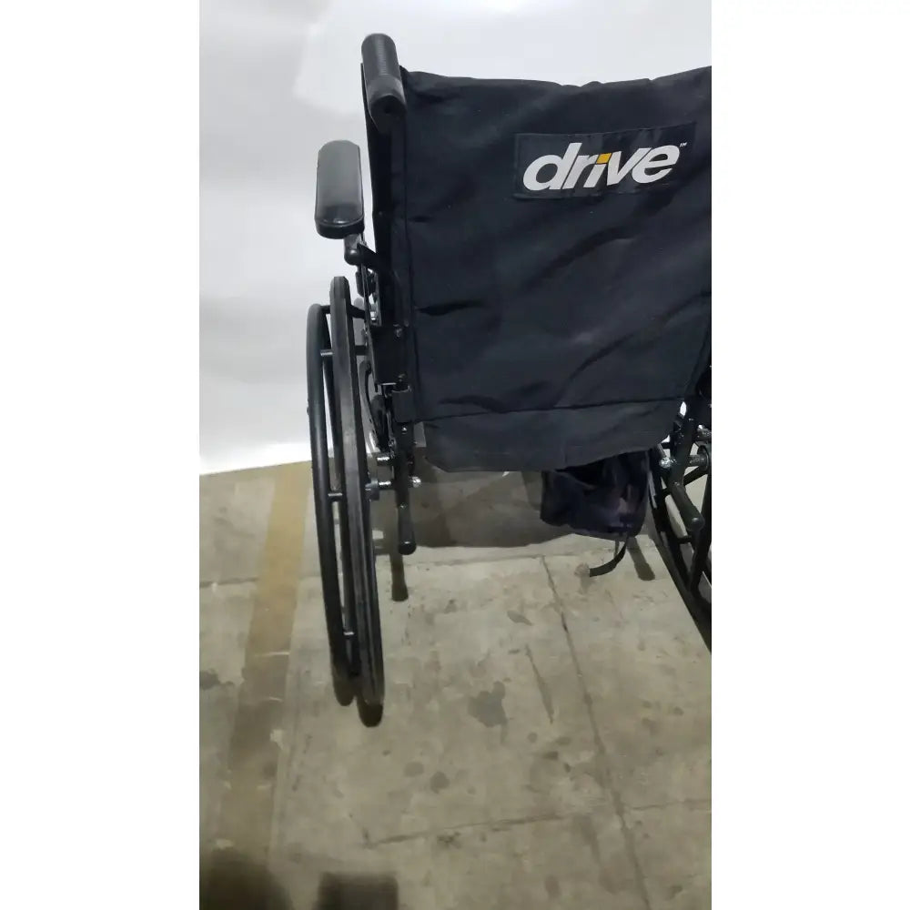 Reuse Medical Equipment Drive Medical Silver Sport 2 Folding Wheelchair Lightweight Black Seat Wheelchairs, second-hand product photo 21