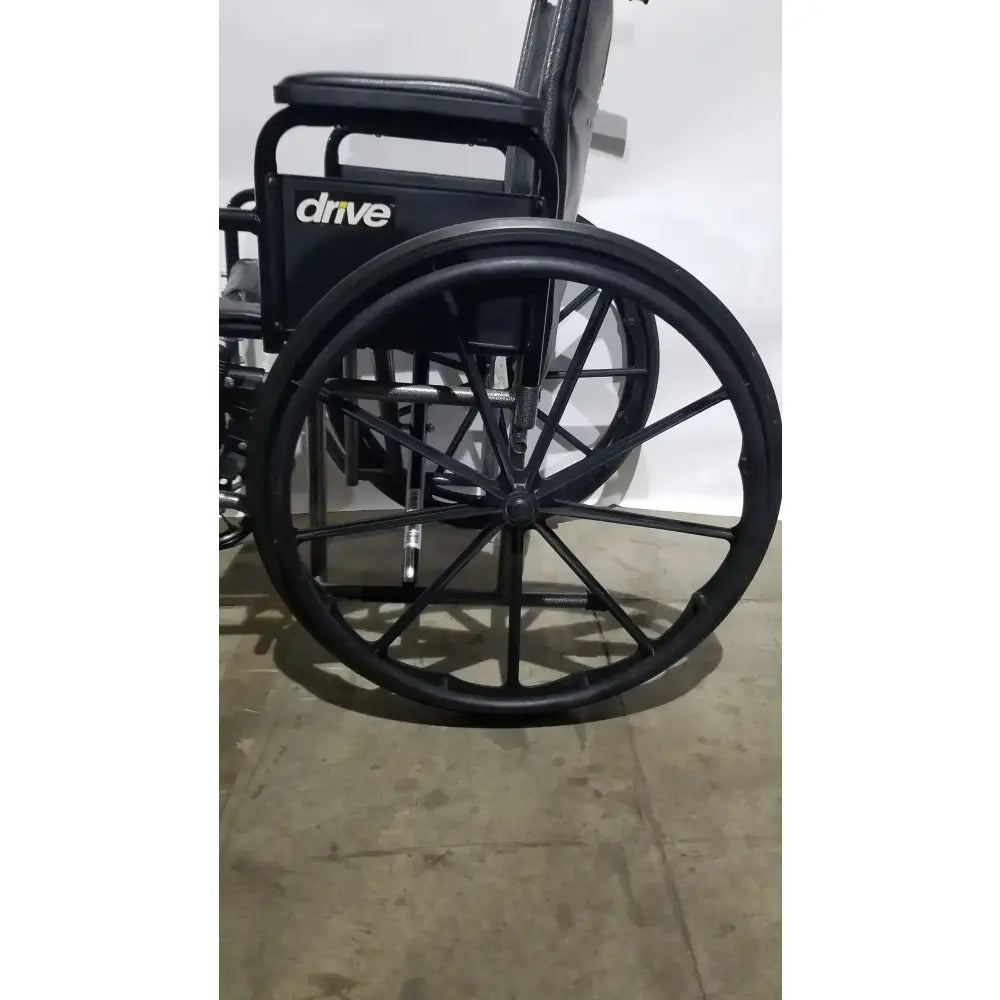 Reuse Medical Equipment Drive Medical Silver Sport 2 Folding Wheelchair Lightweight Black Cushion Seat Wheelchairs, second-hand product photo 14