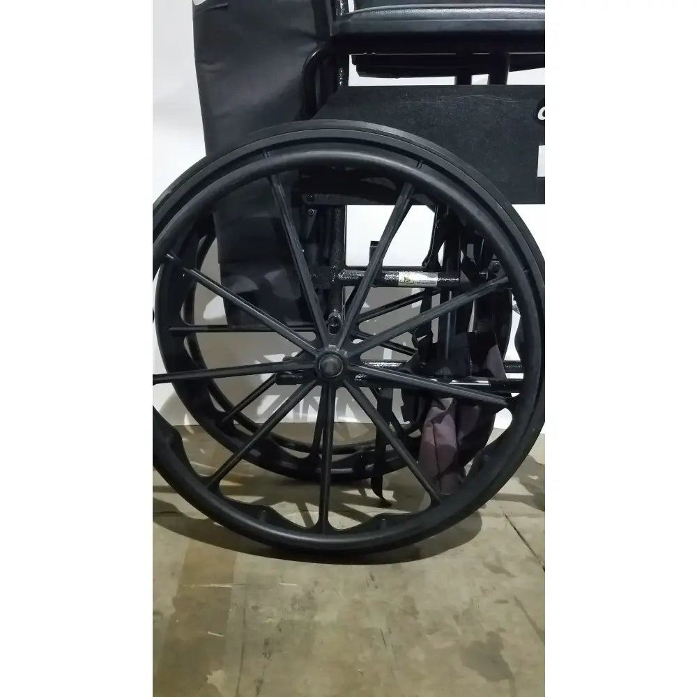 Reuse Medical Equipment Drive Medical Silver Sport 2 Folding Wheelchair Lightweight Black Seat Wheelchairs, second-hand product photo 15