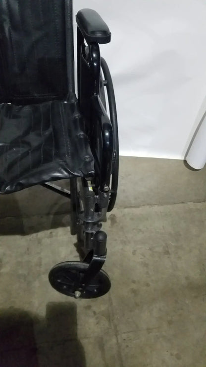 Reuse Medical Equipment Drive Medical Silver Sport 2 Folding Wheelchair Lightweight Black Cushion Seat Wheelchairs, second-hand product photo 11