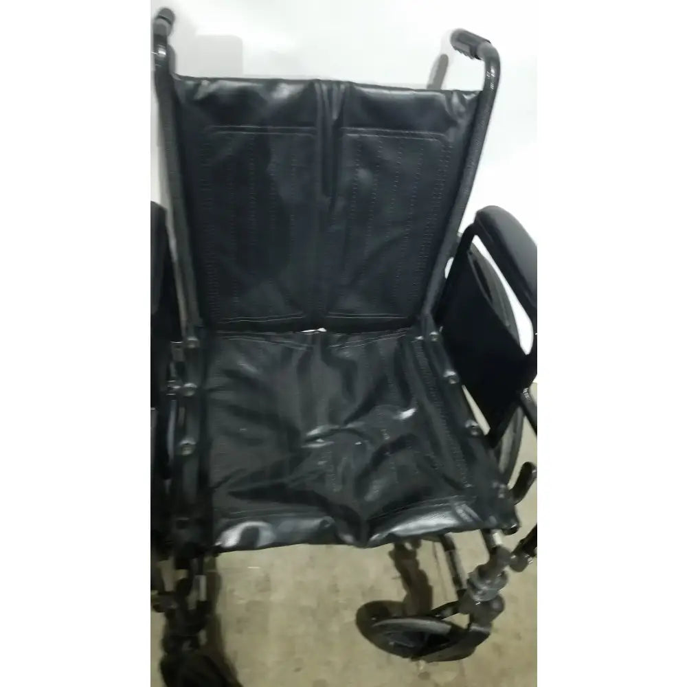 Reuse Medical Equipment Drive Medical Silver Sport 2 Folding Wheelchair Lightweight Black Cushion Seat Wheelchairs, second-hand product photo 9