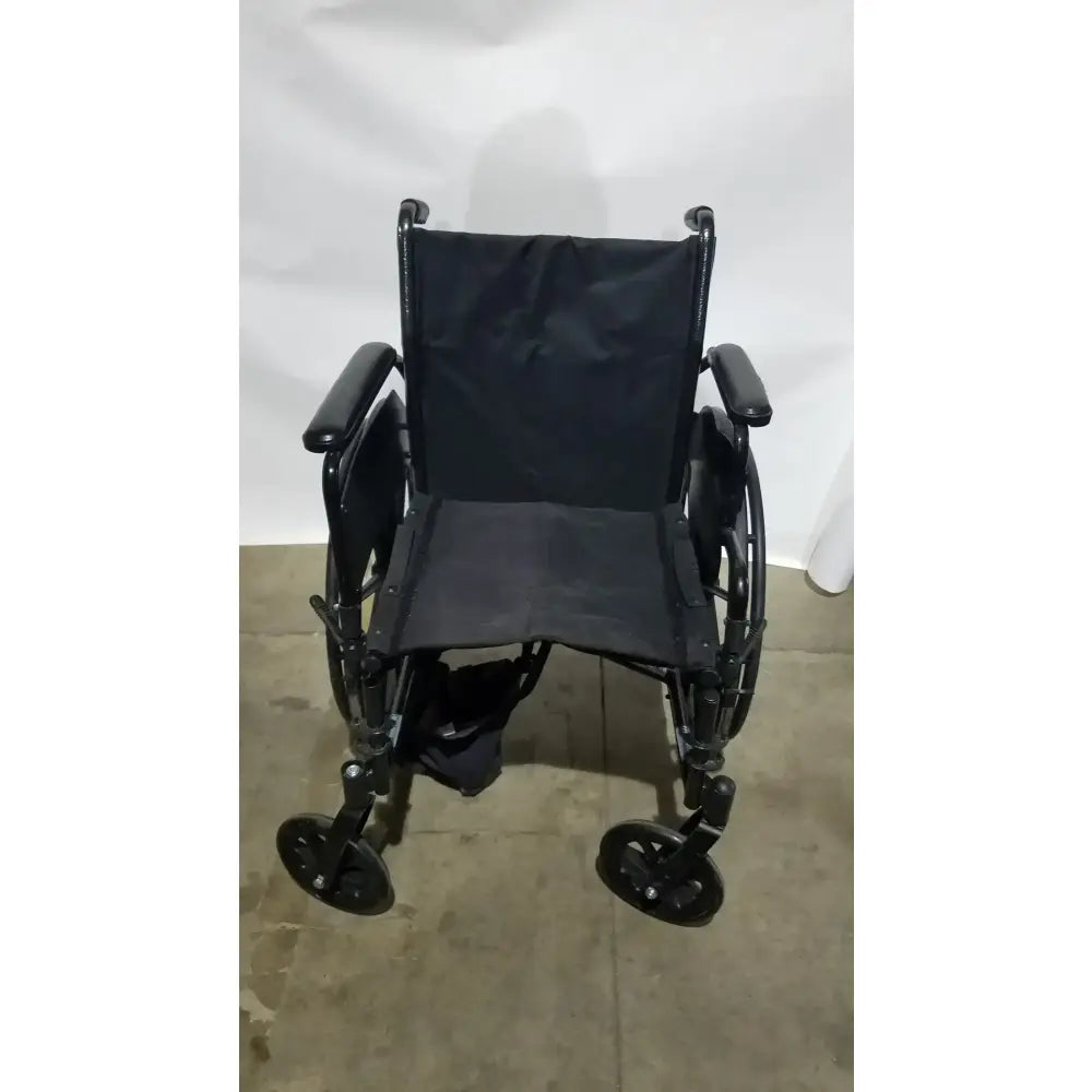 Reuse Medical Equipment Drive Medical Silver Sport 2 Folding Wheelchair Lightweight Black Seat Wheelchairs, second-hand product photo 9