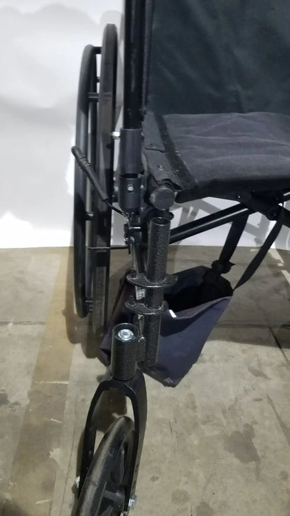 Reuse Medical Equipment Drive Medical Silver Sport 2 Folding Wheelchair Lightweight Black Seat Wheelchairs, second-hand product photo 18