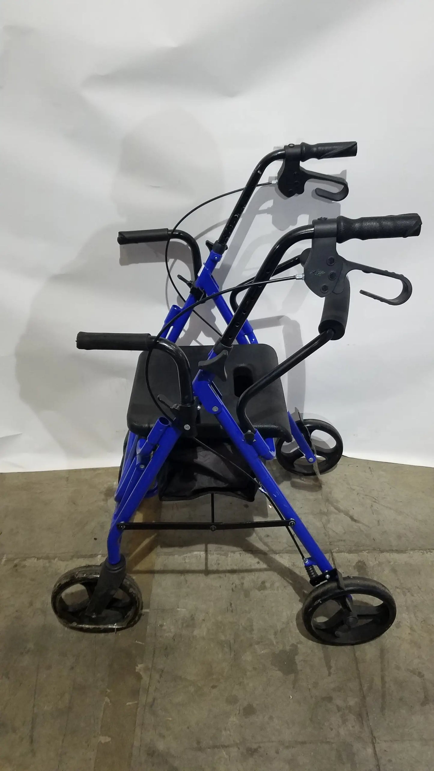 Reuse Medical Equipment Drive Medical Steel Folding Rollator Walker with Seat Walkers, second-hand product photo 12