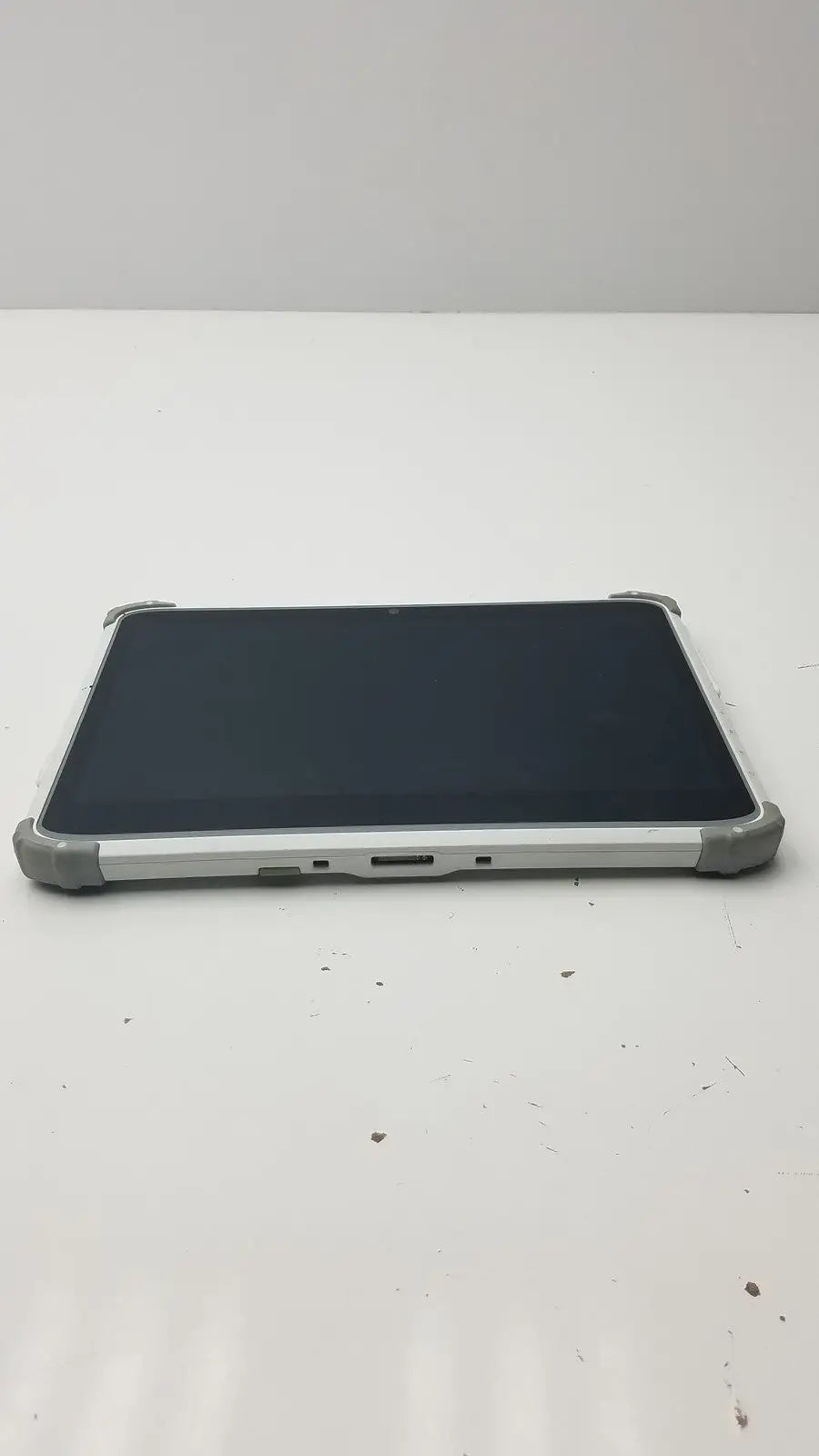 DT Research DT313 Mobile Tablet Model: EM11011M Medical Tablet, second-hand product photo 6