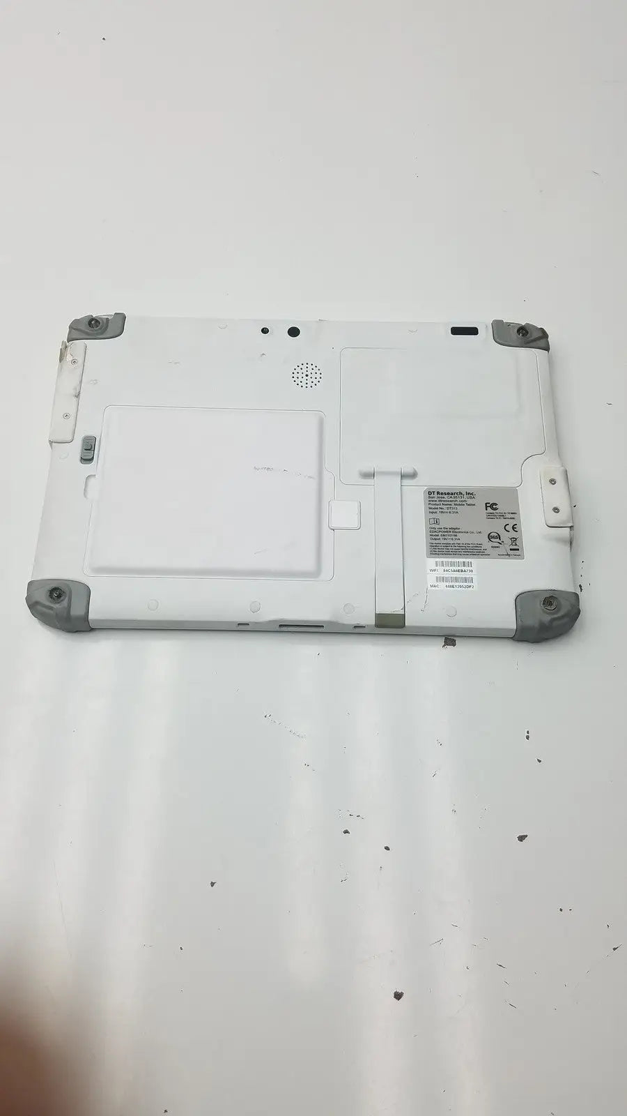 DT Research DT313 Mobile Tablet Model: EM11011M Medical Tablet, second-hand product photo 2