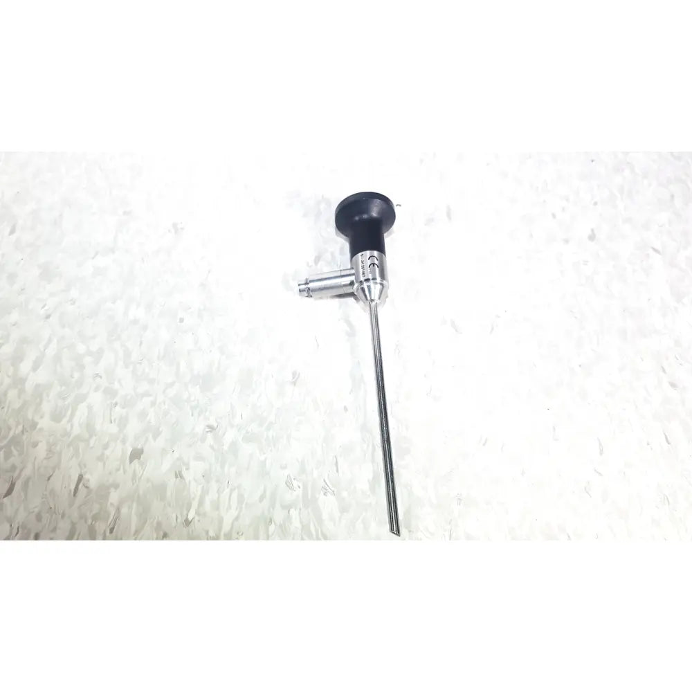 Black-handled dyonics 30 degree jh 251467 surgical endoscope with metallic shaft and articulated joint for reuse medical use