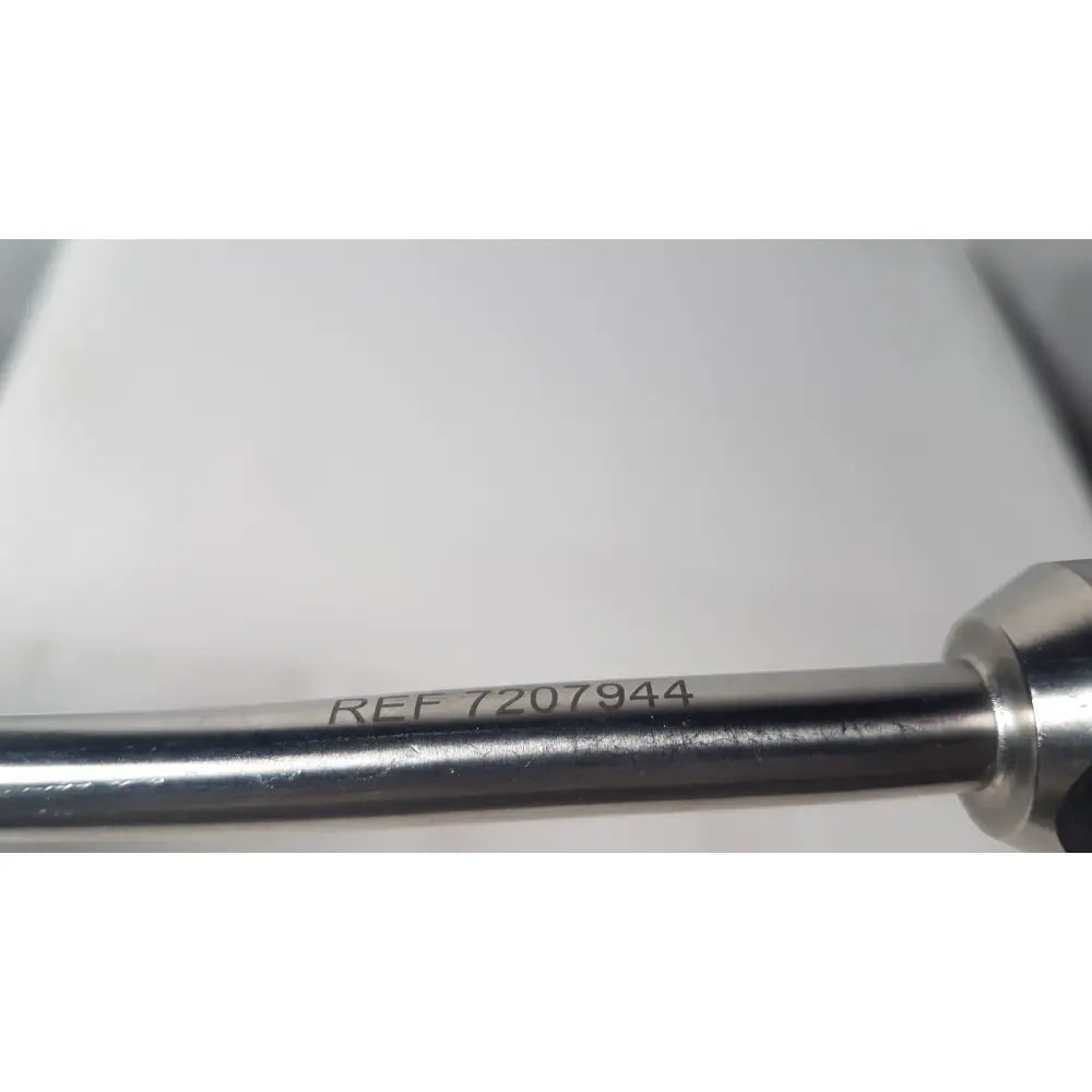 Silver metallic tool handle of dyonics autoclave ref 7207944 0 degree laparoscope for reuse medical applications