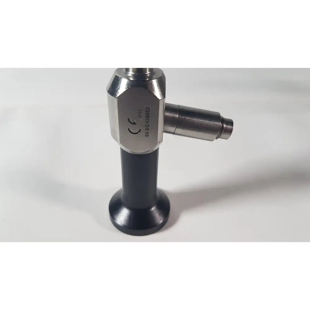 Silver metallic dyonics autoclave ref 7207944 0° laparoscope with black handle and hexagonal joint for reuse medical use