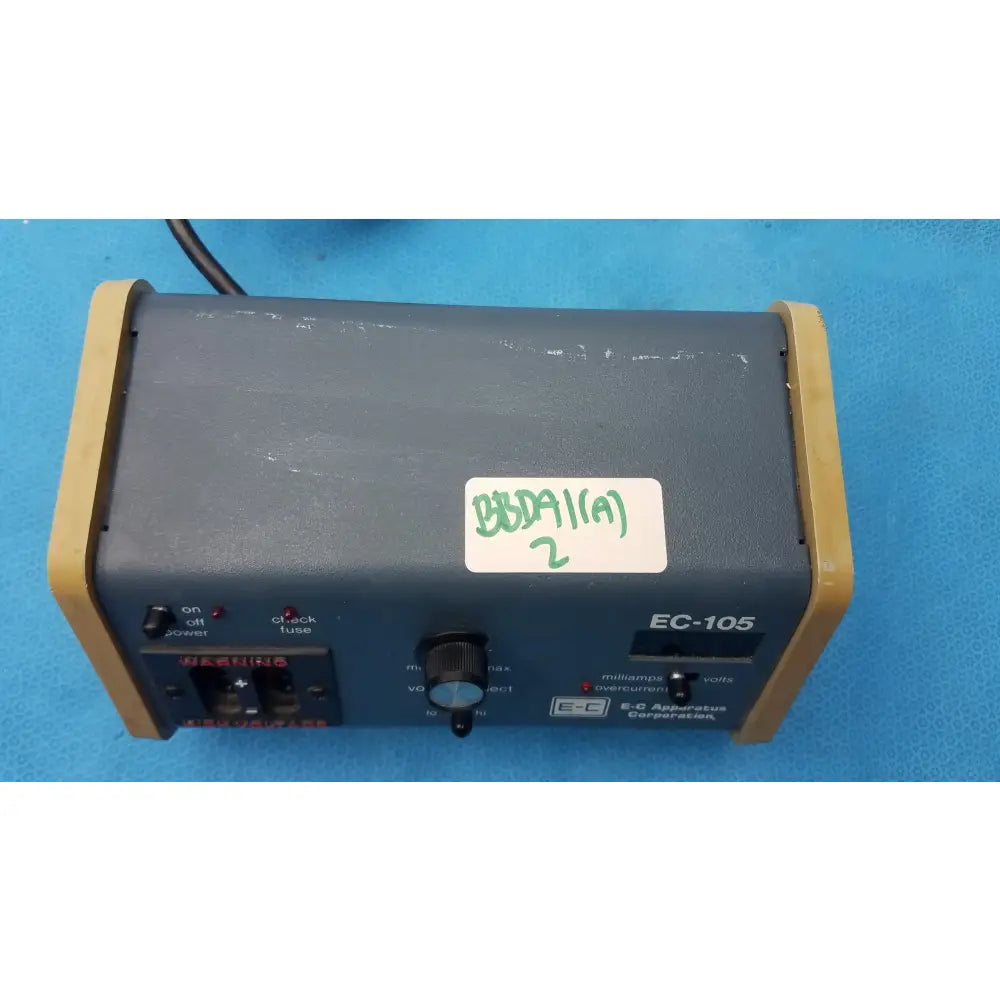 E-C Apparatus EC-105 Electrophoresis Power Supply Electrophoresis Power Supply, second-hand product photo 4