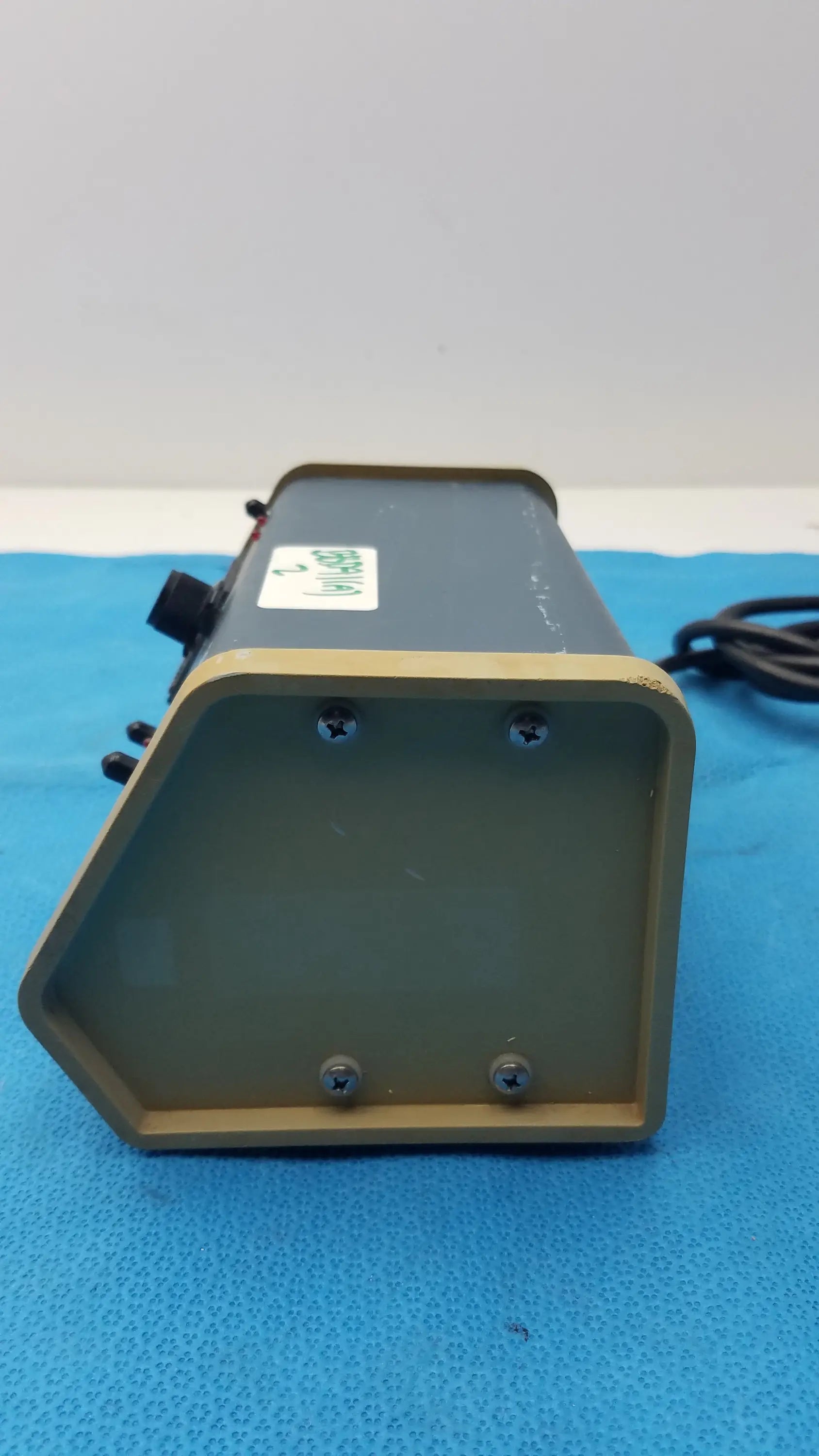 E-C Apparatus EC-105 Electrophoresis Power Supply Electrophoresis Power Supply, second-hand product photo 11