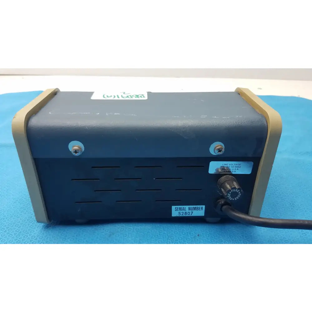 E-C Apparatus EC-105 Electrophoresis Power Supply Electrophoresis Power Supply, second-hand product photo 9
