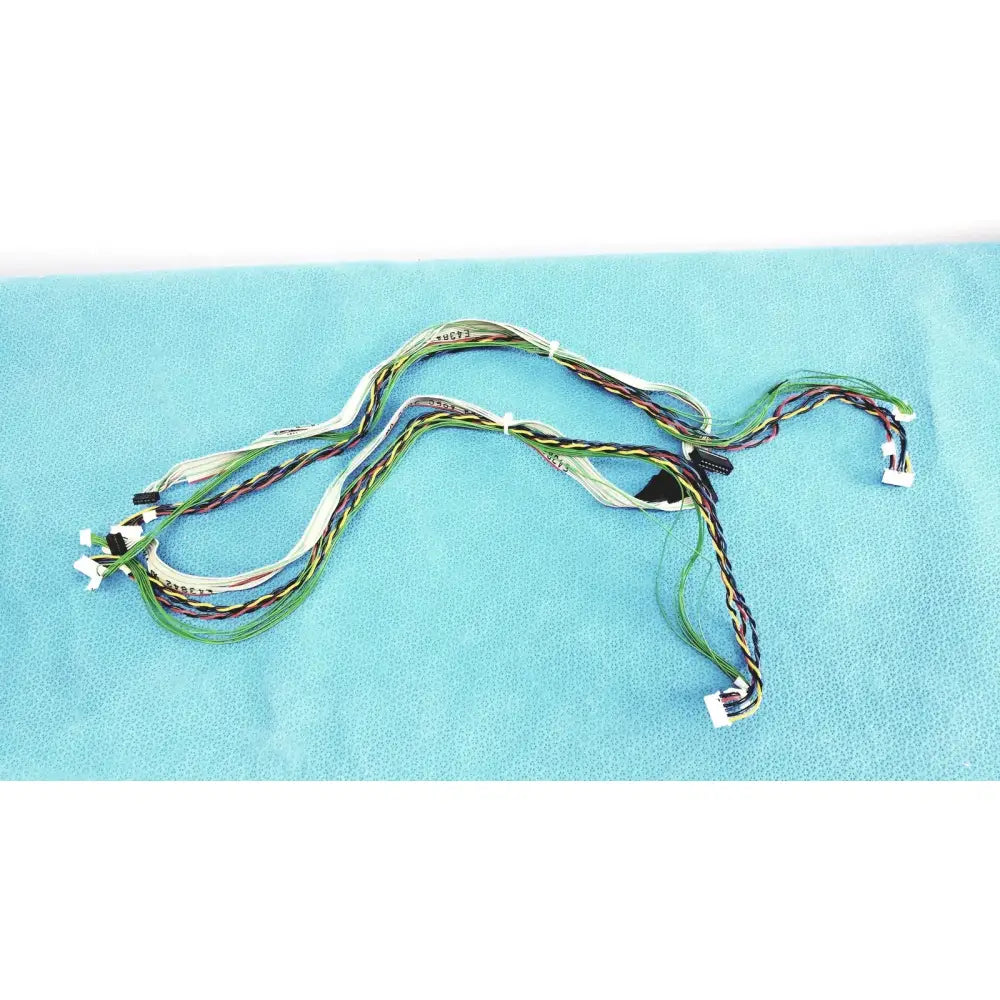 Reuse Medical E43843 300V Female Multi-Pin Connectors Wire Harness Cables Lot of 2 Medical Cables & Cords, second-hand product photo 1
