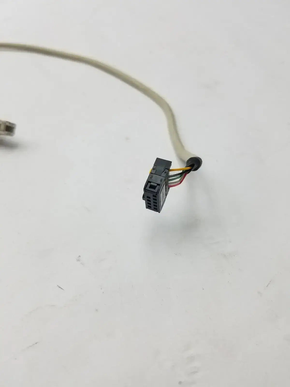 Generic E74020-C AWM Style 2464 MA-P18 to USBH-6 Adapter Cable, second-hand product photo 2