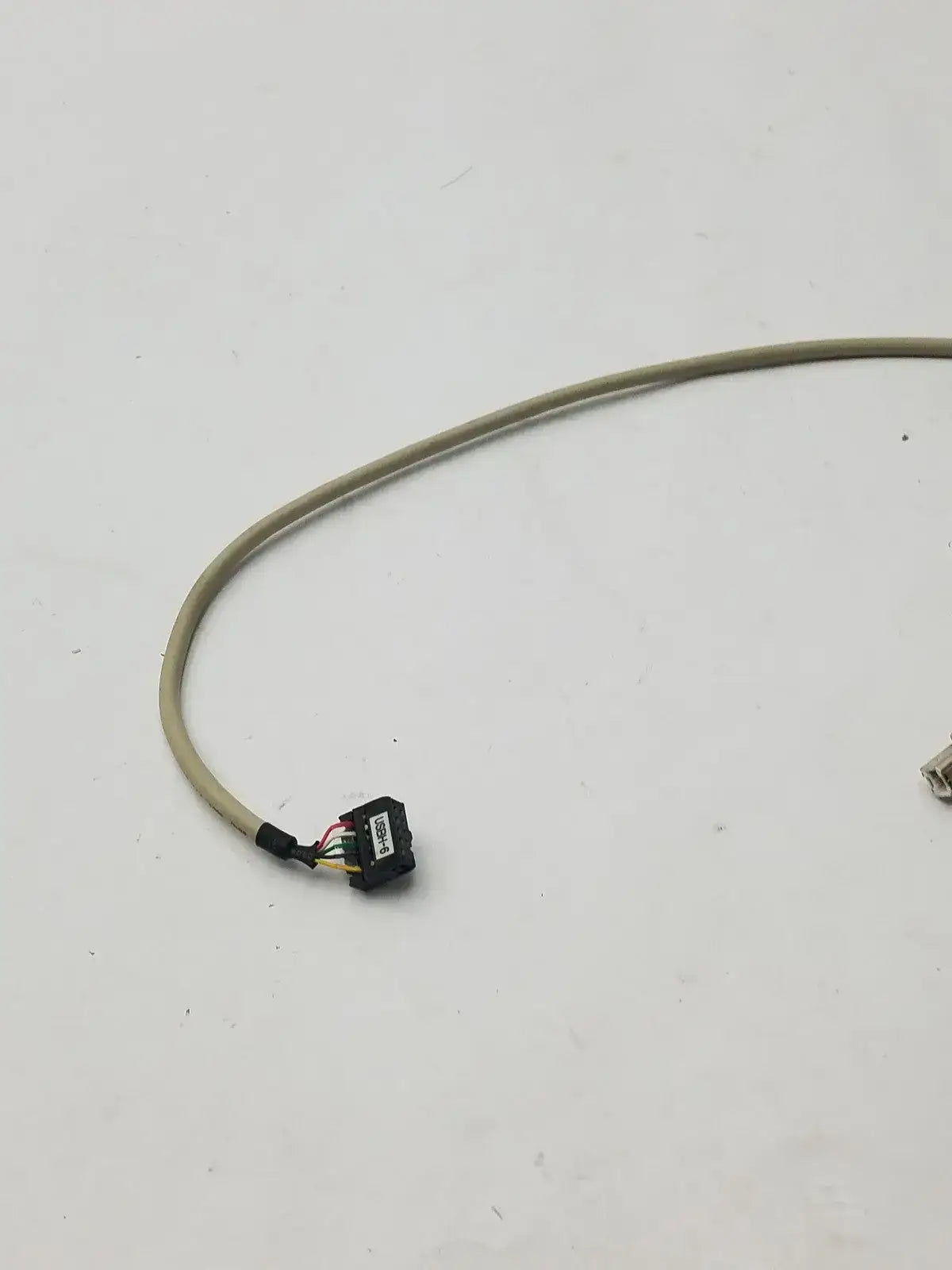 Generic E74020-C AWM Style 2464 MA-P18 to USBH-6 Adapter Cable, second-hand product photo 12