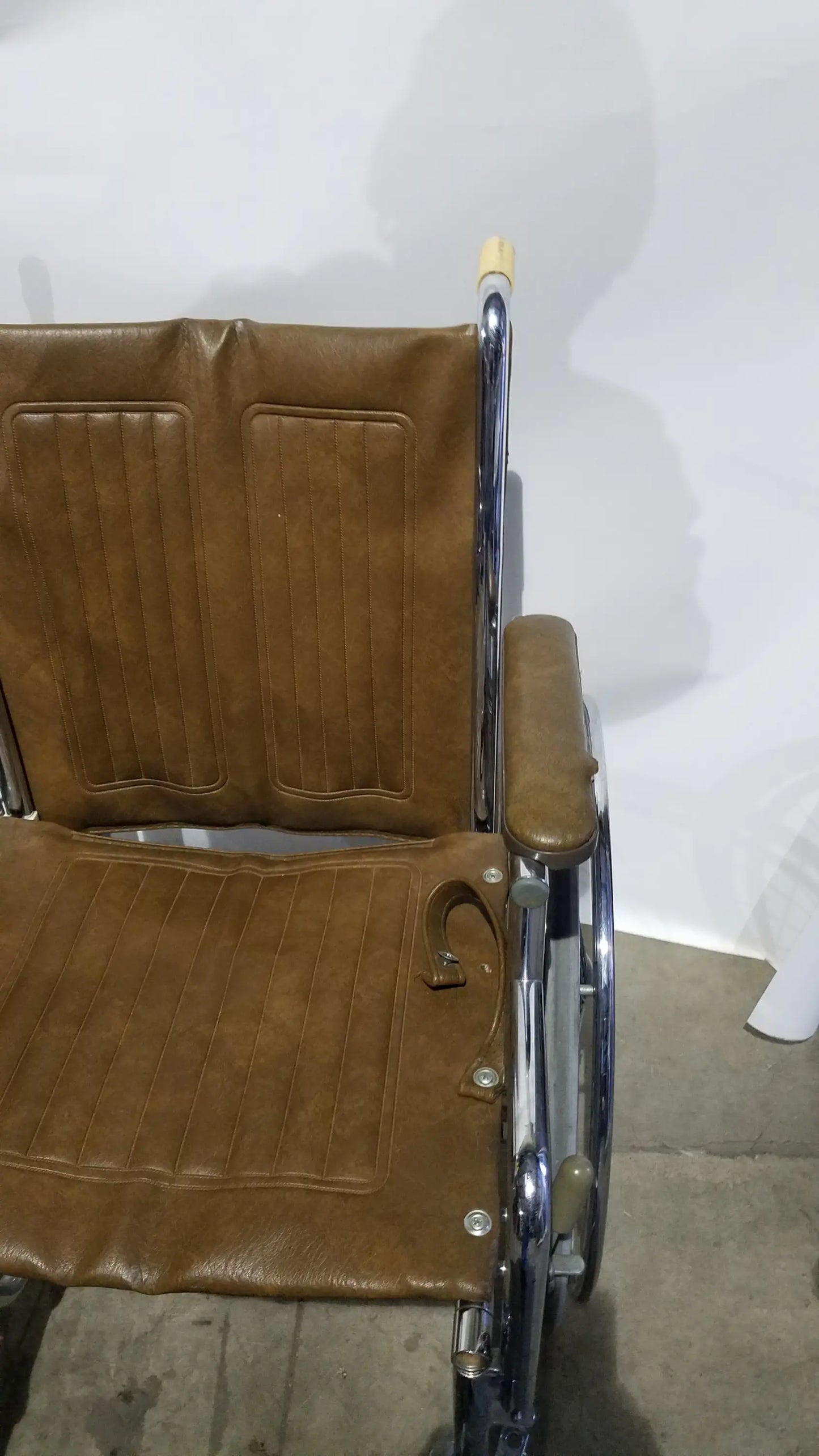 Reuse Medical Equipment Easter Seals Folding Manual Wheelchair Wheelchairs, second-hand product photo 13