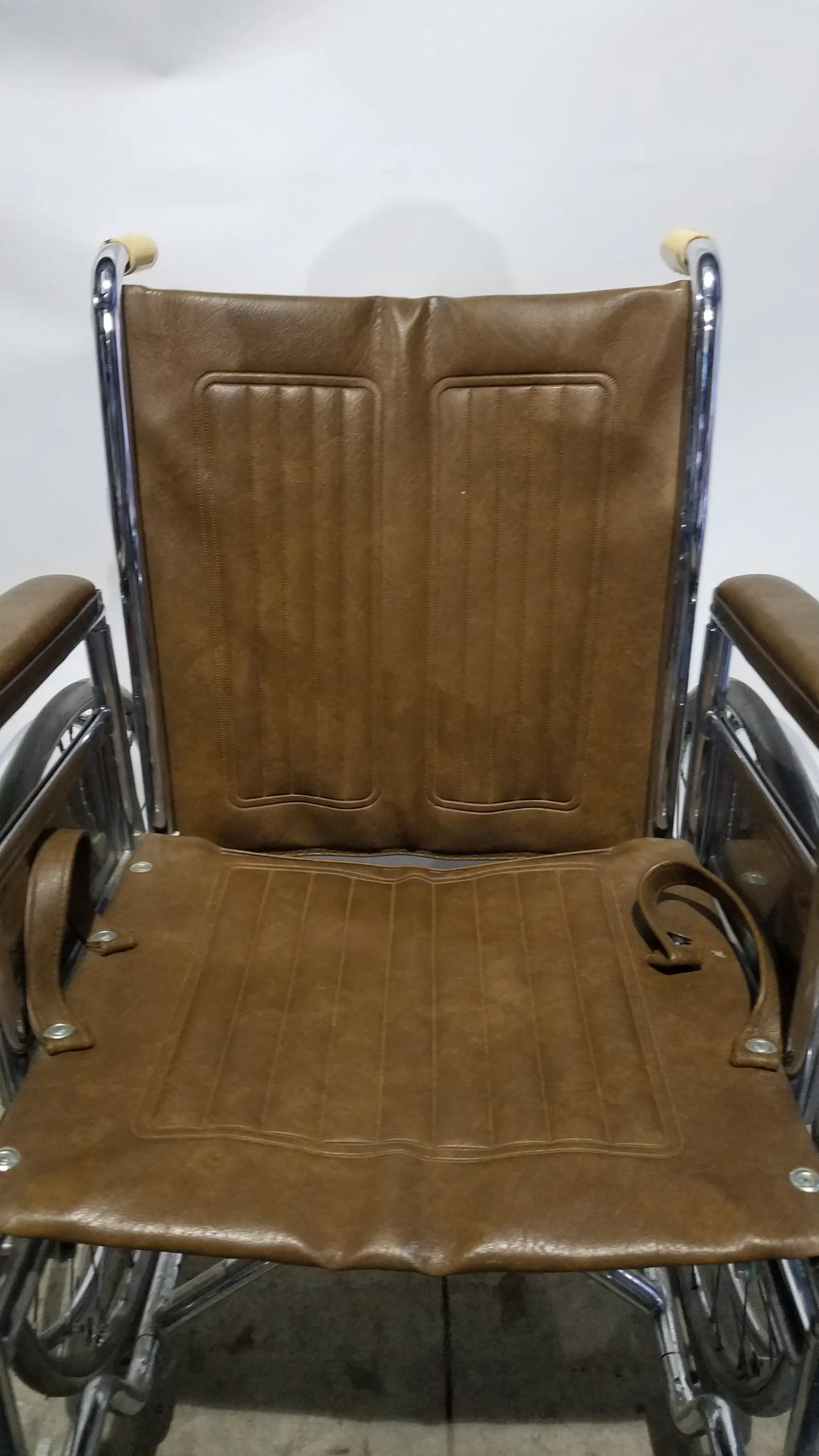 Reuse Medical Equipment Easter Seals Folding Manual Wheelchair Wheelchairs, second-hand product photo 19