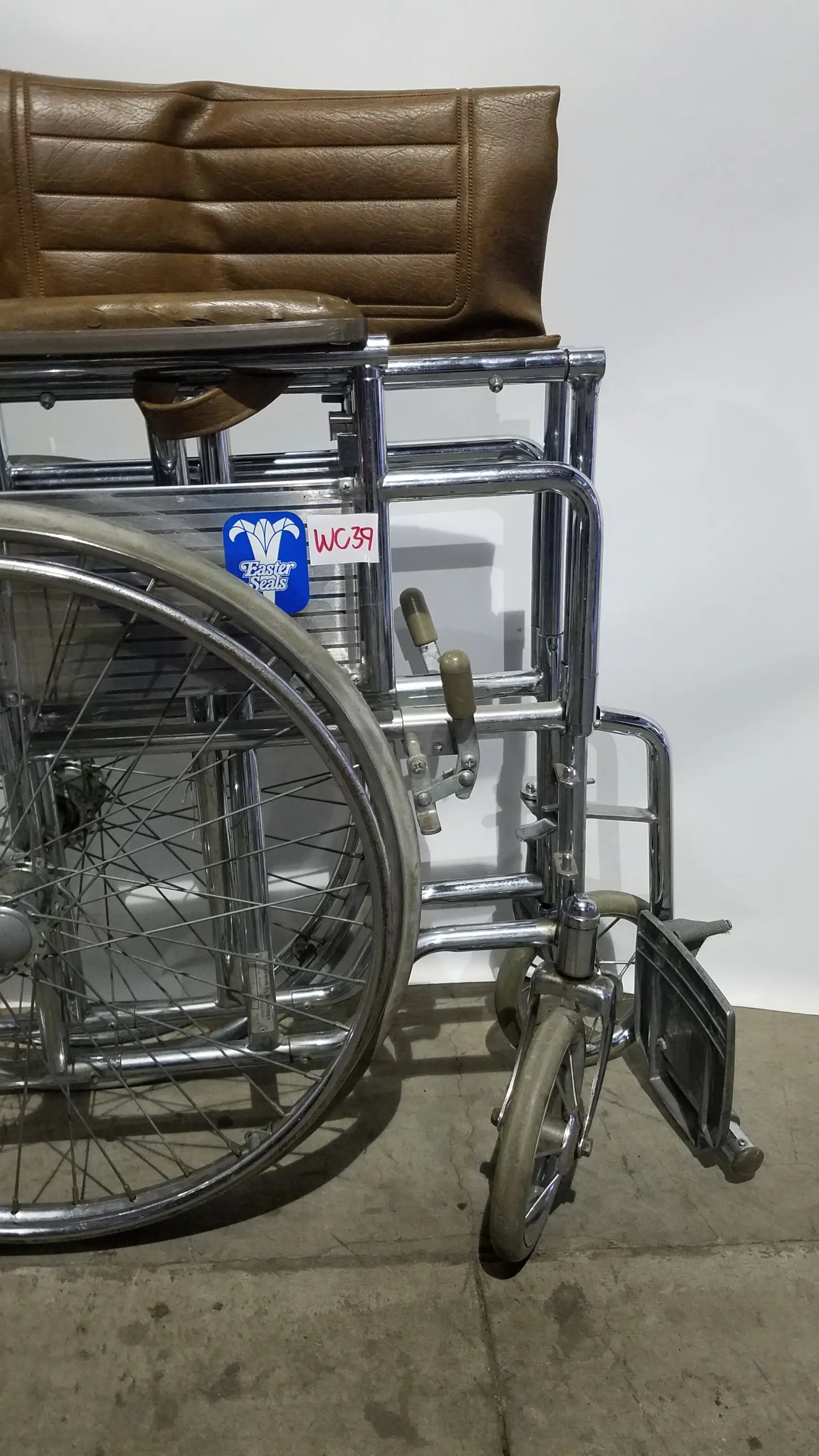 Reuse Medical Equipment Easter Seals Folding Manual Wheelchair Wheelchairs, second-hand product photo 24