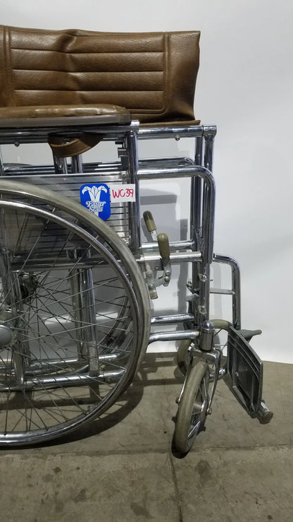 Reuse Medical Equipment Easter Seals Folding Manual Wheelchair Wheelchairs, second-hand product photo 24