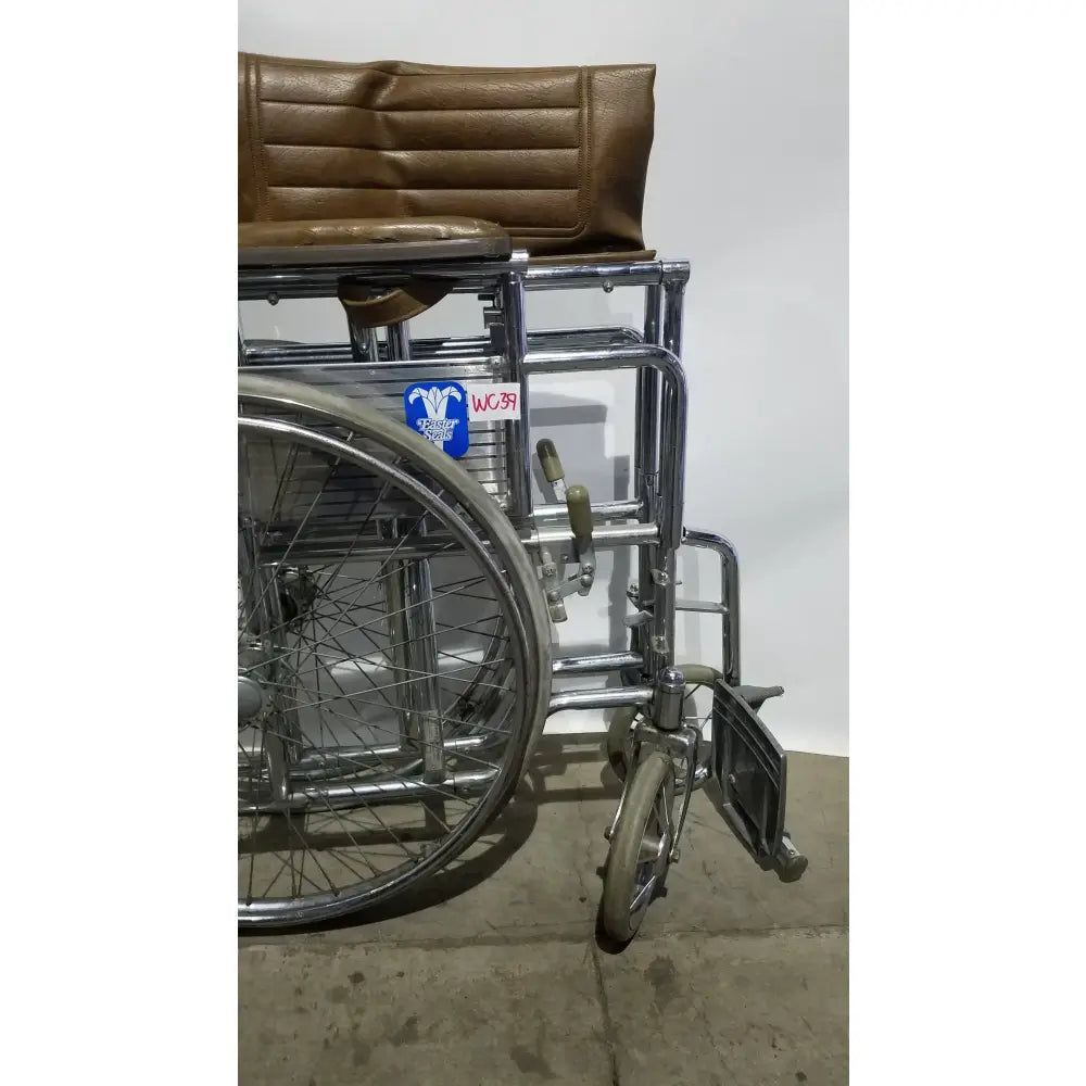 Reuse Medical Equipment Easter Seals Folding Manual Wheelchair Wheelchairs, second-hand product photo 24