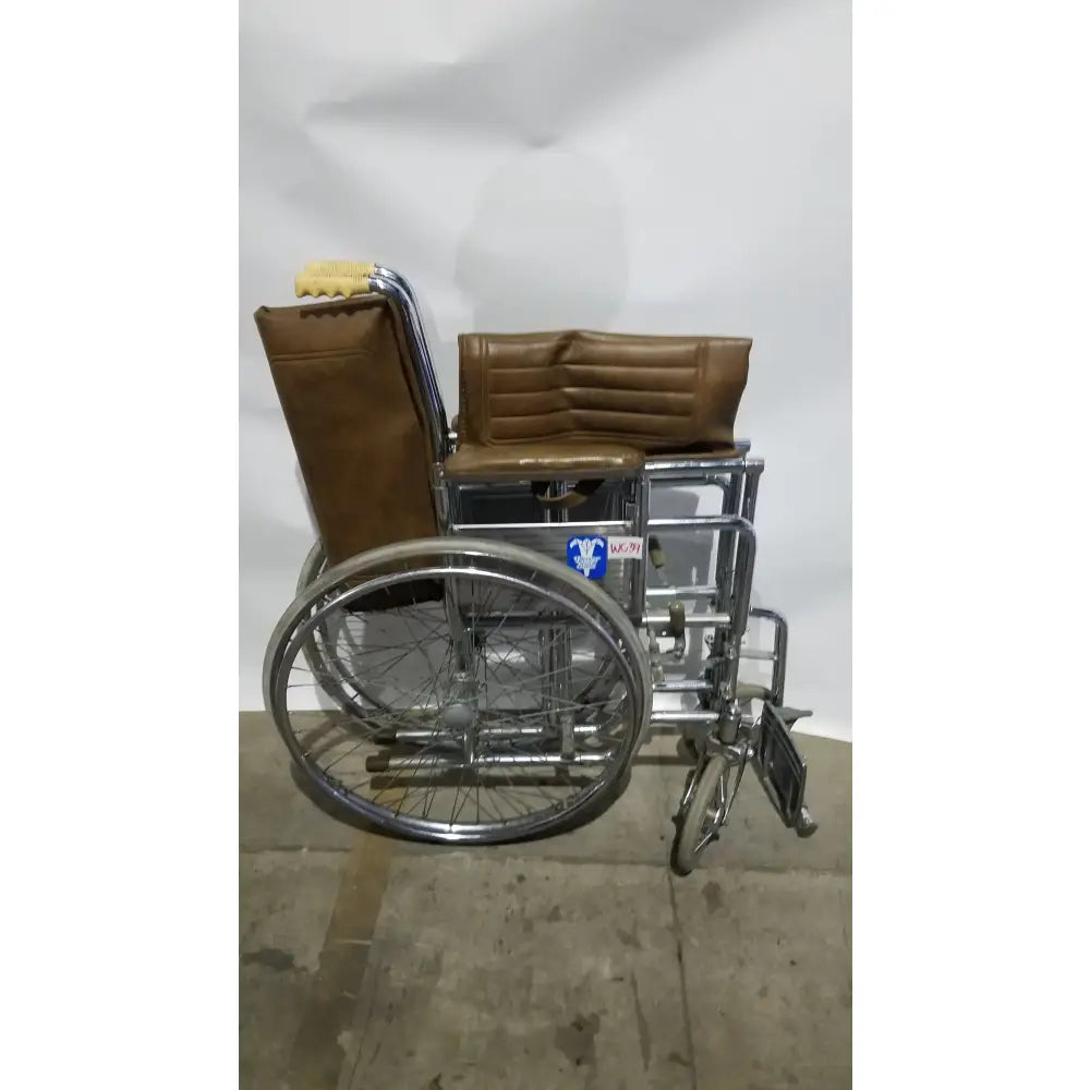 Reuse Medical Equipment Easter Seals Folding Manual Wheelchair Wheelchairs, second-hand product photo 27