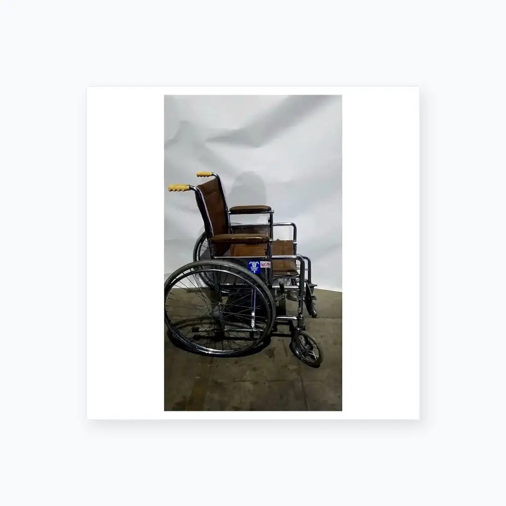 Reuse Medical Equipment Easter Seals Folding Manual Wheelchair Wheelchairs, second-hand product photo 2