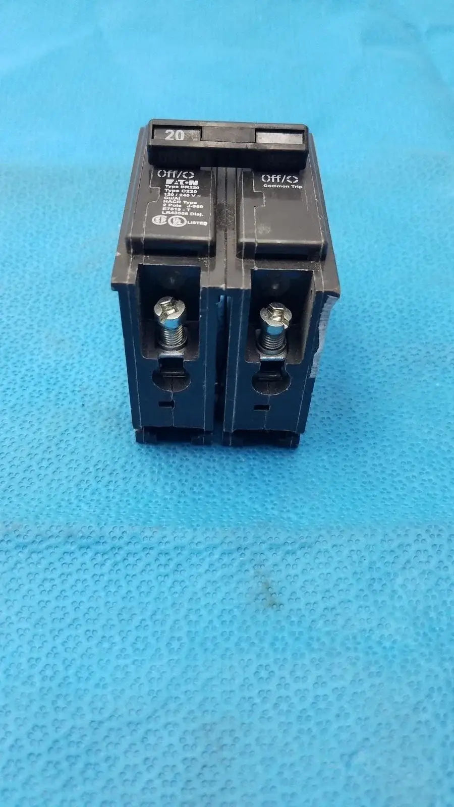 Reuse Medical Eaton BR220 2-Pole Type BR 20 Amp Circuit Breaker Circuit Breakers, as-is (for parts) product photo 5