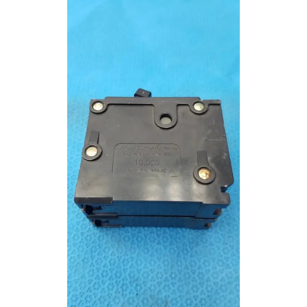 Reuse Medical Eaton BR220 2-Pole Type BR 20 Amp Circuit Breaker Circuit Breakers, as-is (for parts) product photo 8