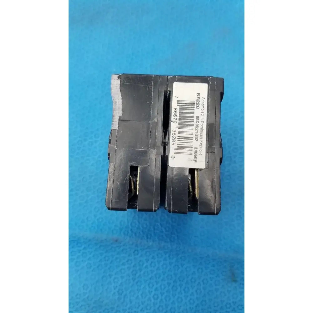Reuse Medical Eaton BR220 2-Pole Type BR 20 Amp Circuit Breaker Circuit Breakers, as-is (for parts) product photo 11